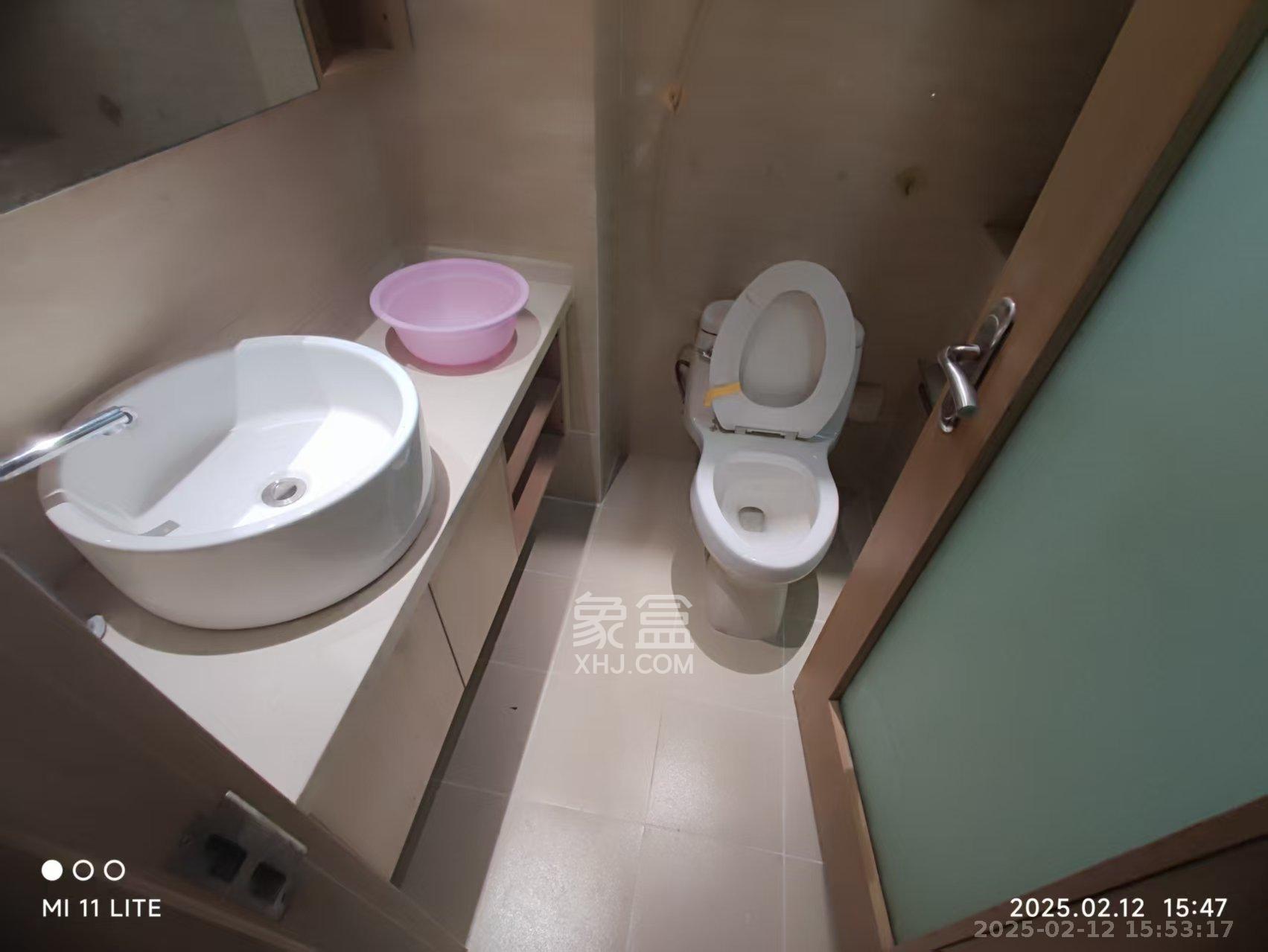 万润时光里  1室1厅1卫   1600.00元/月室内图