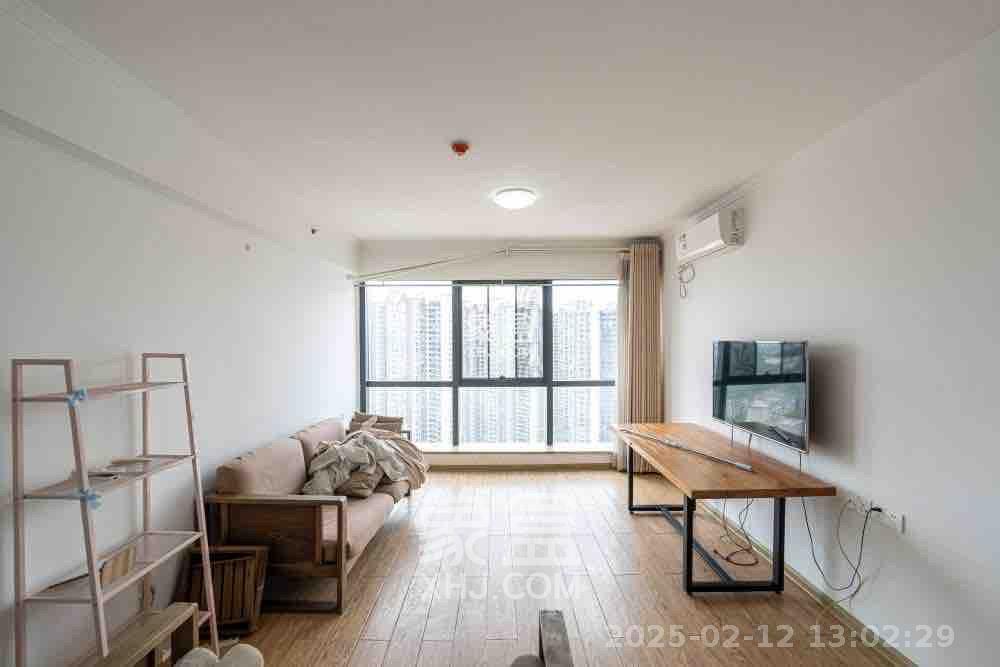 融科东南海 1室1厅1卫 1800.0元/月 融科东南海 1室1厅1卫 1800.0元/月室内图