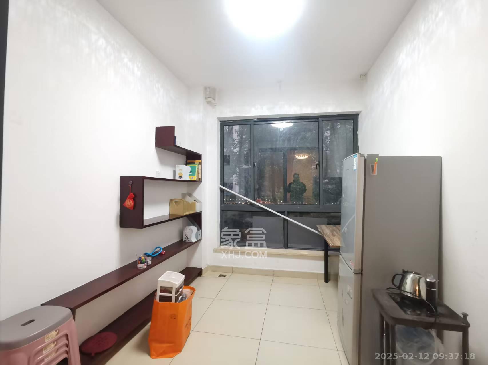 五矿紫湖香醍 3室2厅1卫 2000.0元/月 五矿紫湖香醍 3室2厅1卫 2000.0元/月室内图