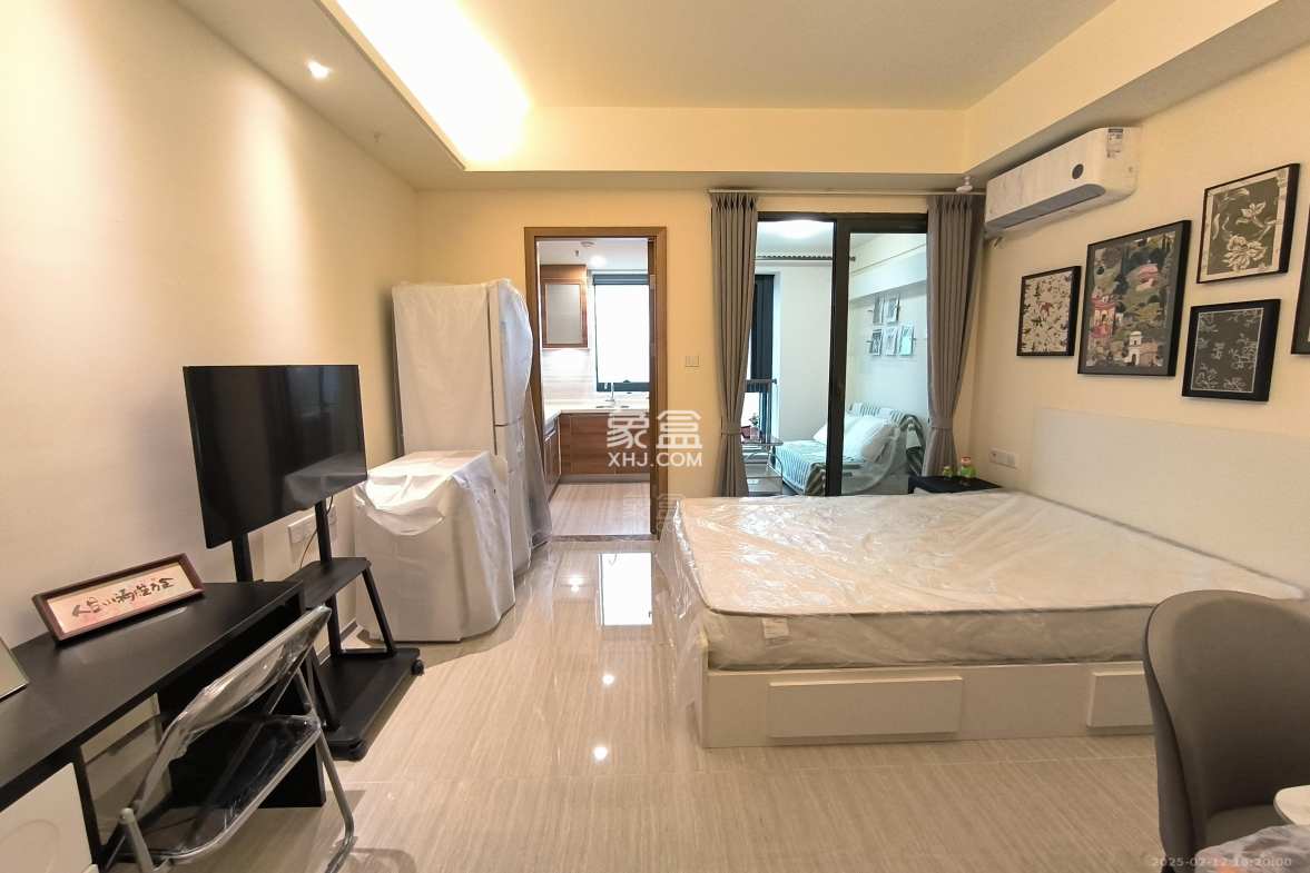 恒大华府  1室1厅1卫    1500.0元/月 恒大华府  1室1厅1卫    1500.0元/月室内图