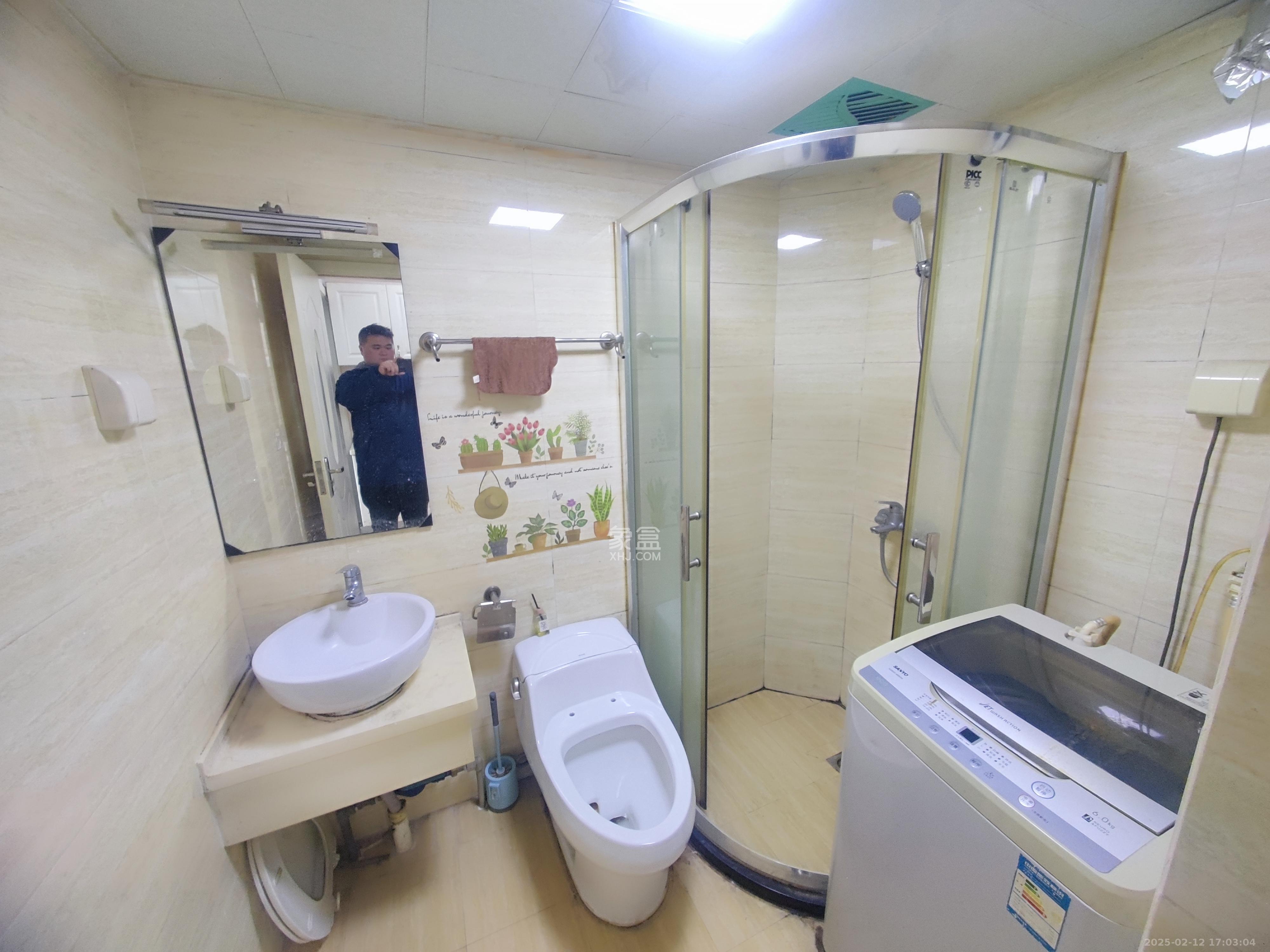 万芙锦城  1室1厅1卫   1400.00元/月室内图