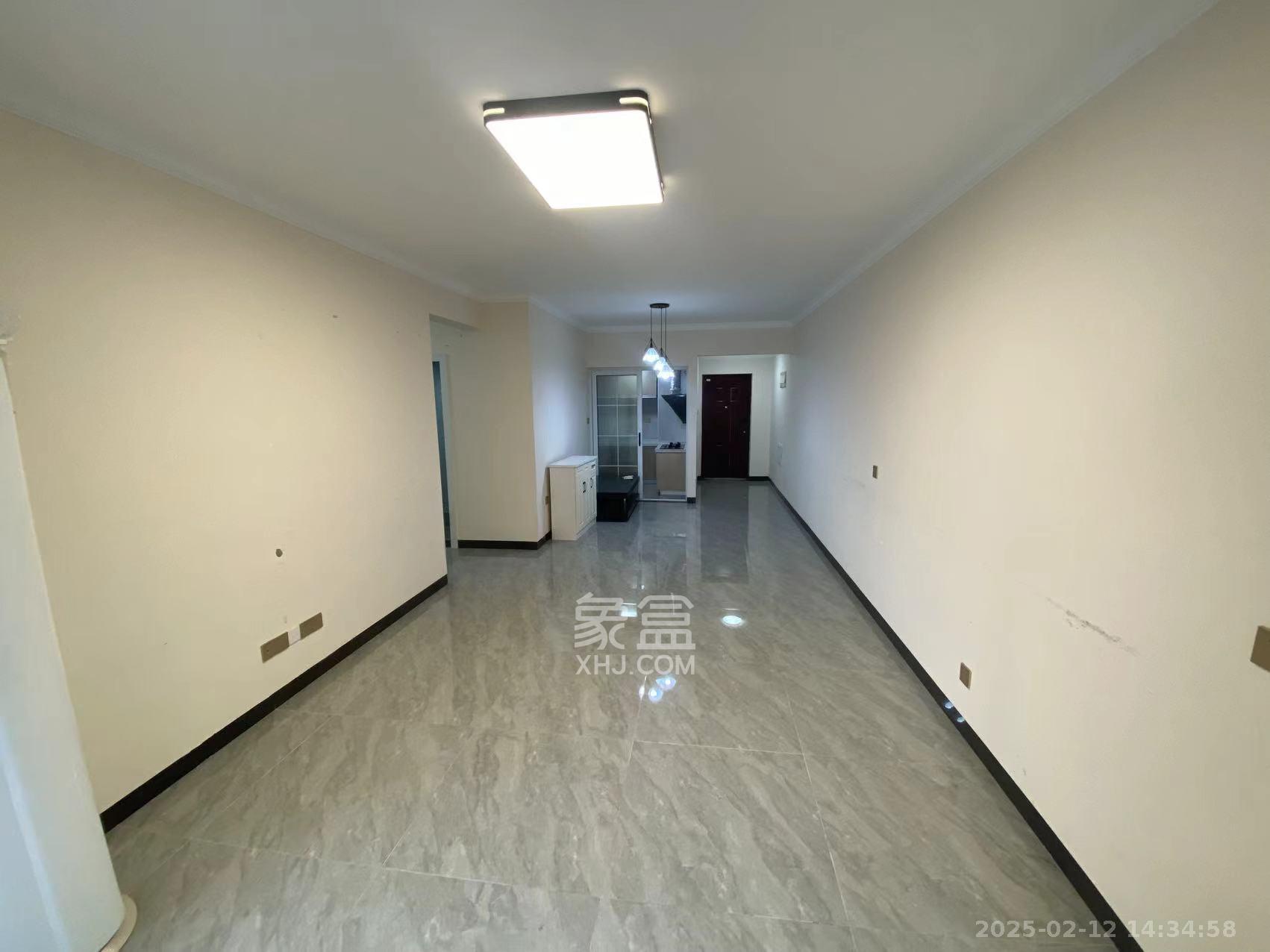 保利大都汇一期、二期 4室2厅2卫 3300.0元/月 保利大都汇一期、二期 4室2厅2卫 3300.0元/月室内图