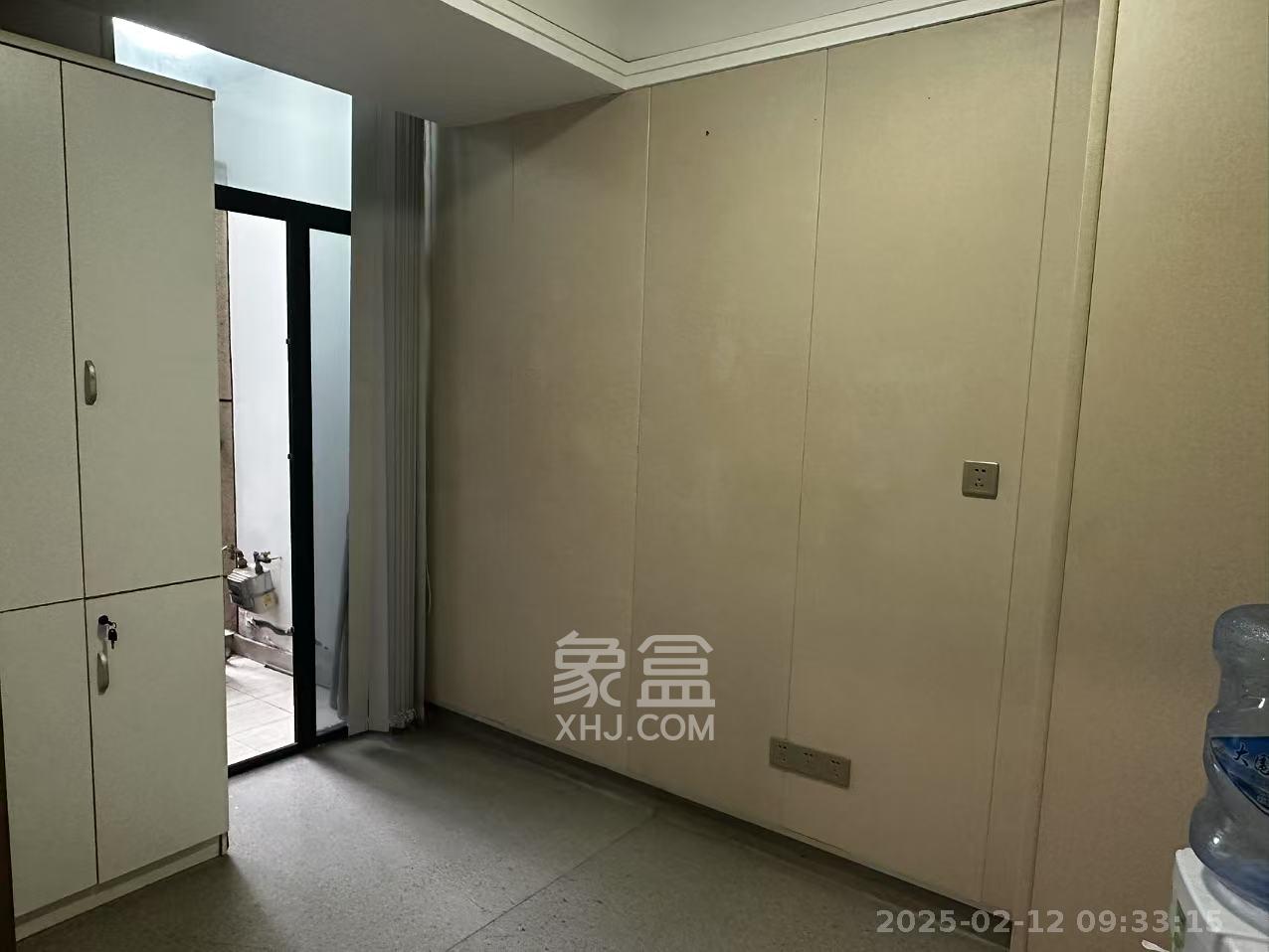 德思勤城市广场（宝格丽公寓）  3室2厅1卫   3800.00元/月室内图