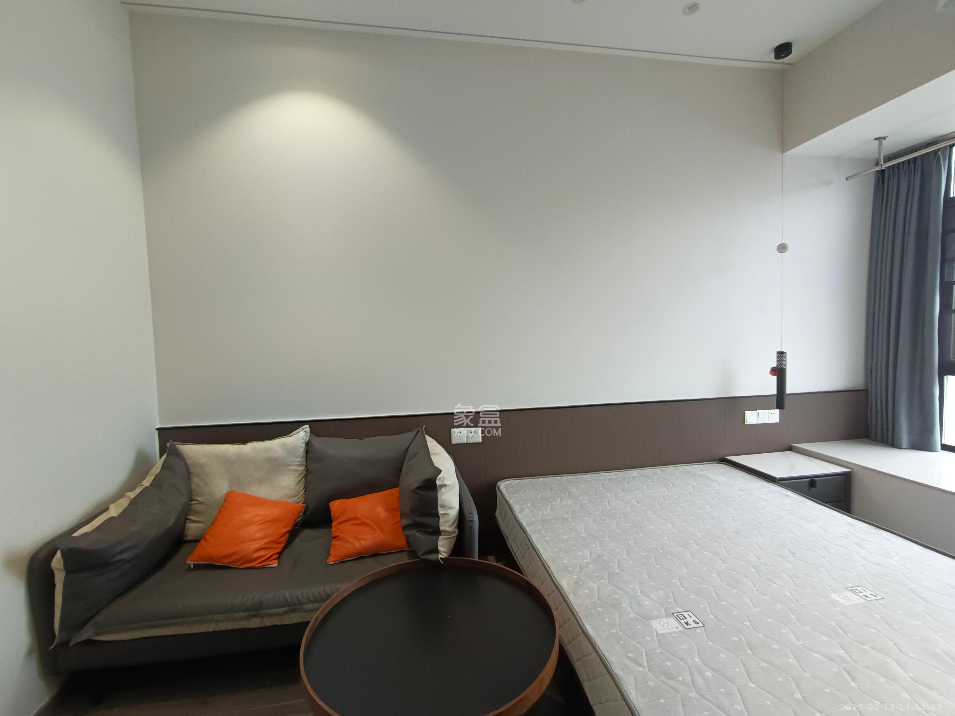 阿舍南2号（花之林大厦）  1室0厅0卫    1000.0元/月室内图