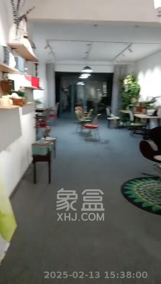 湘江世纪城富湾国际 4室2厅2卫 8500.0元/月 湘江世纪城富湾国际 4室2厅2卫 8500.0元/月室内图