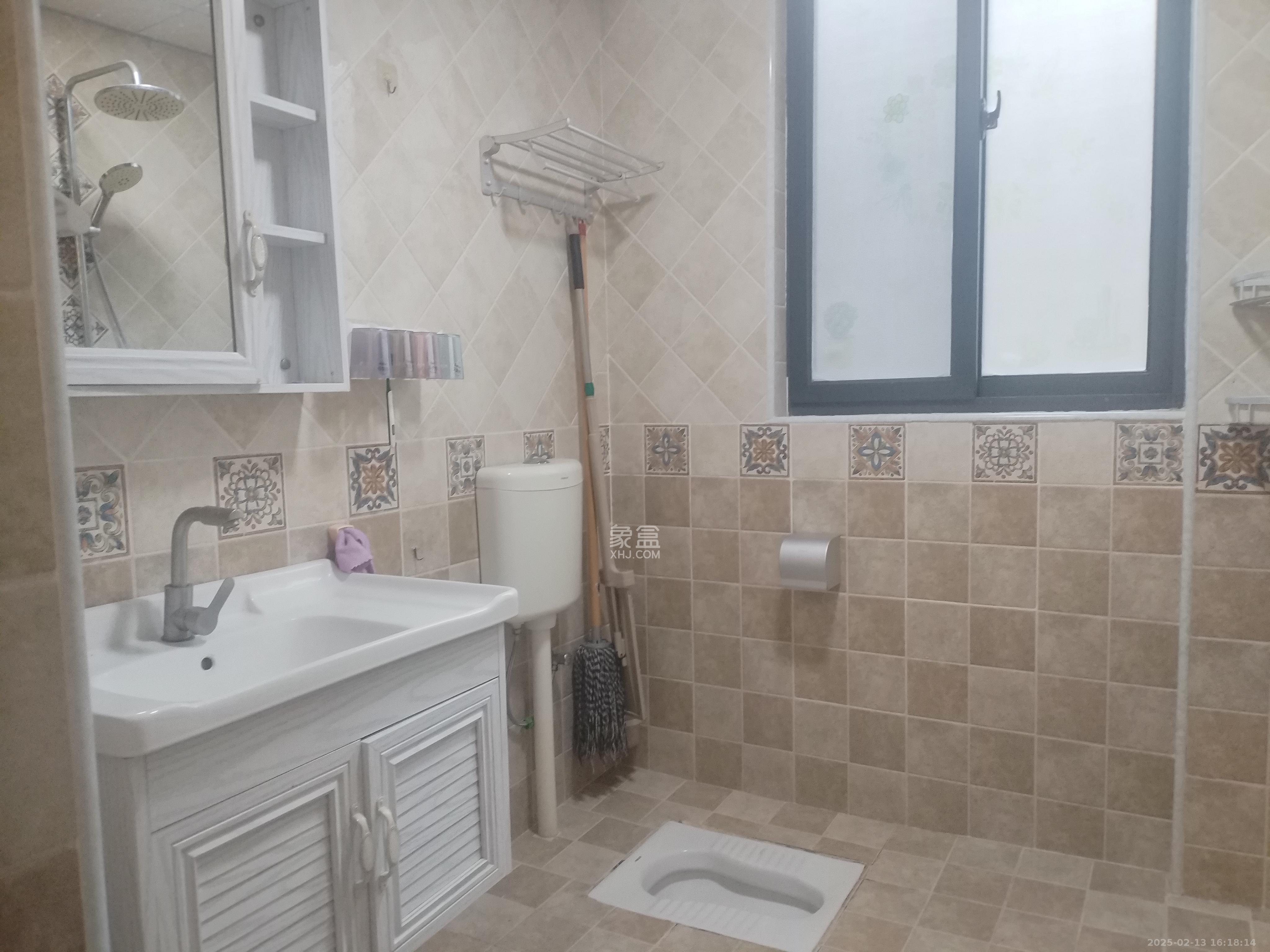 澳海月亮湾 2室2厅1卫 1650.0元/月 澳海月亮湾 2室2厅1卫 1650.0元/月室内图