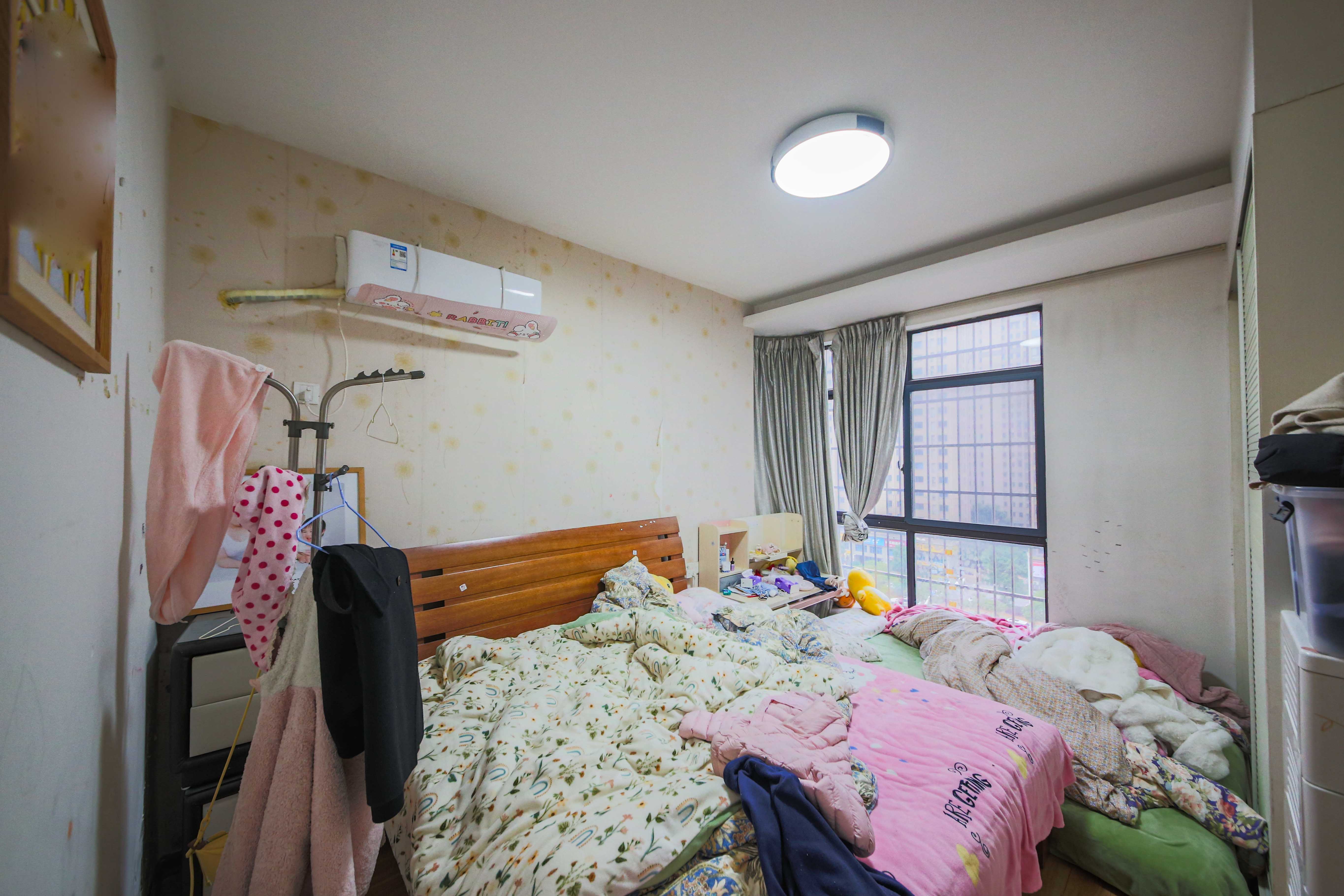 康斯丹郡（融程领秀佳园）  3室2厅1卫   78.80万卧室