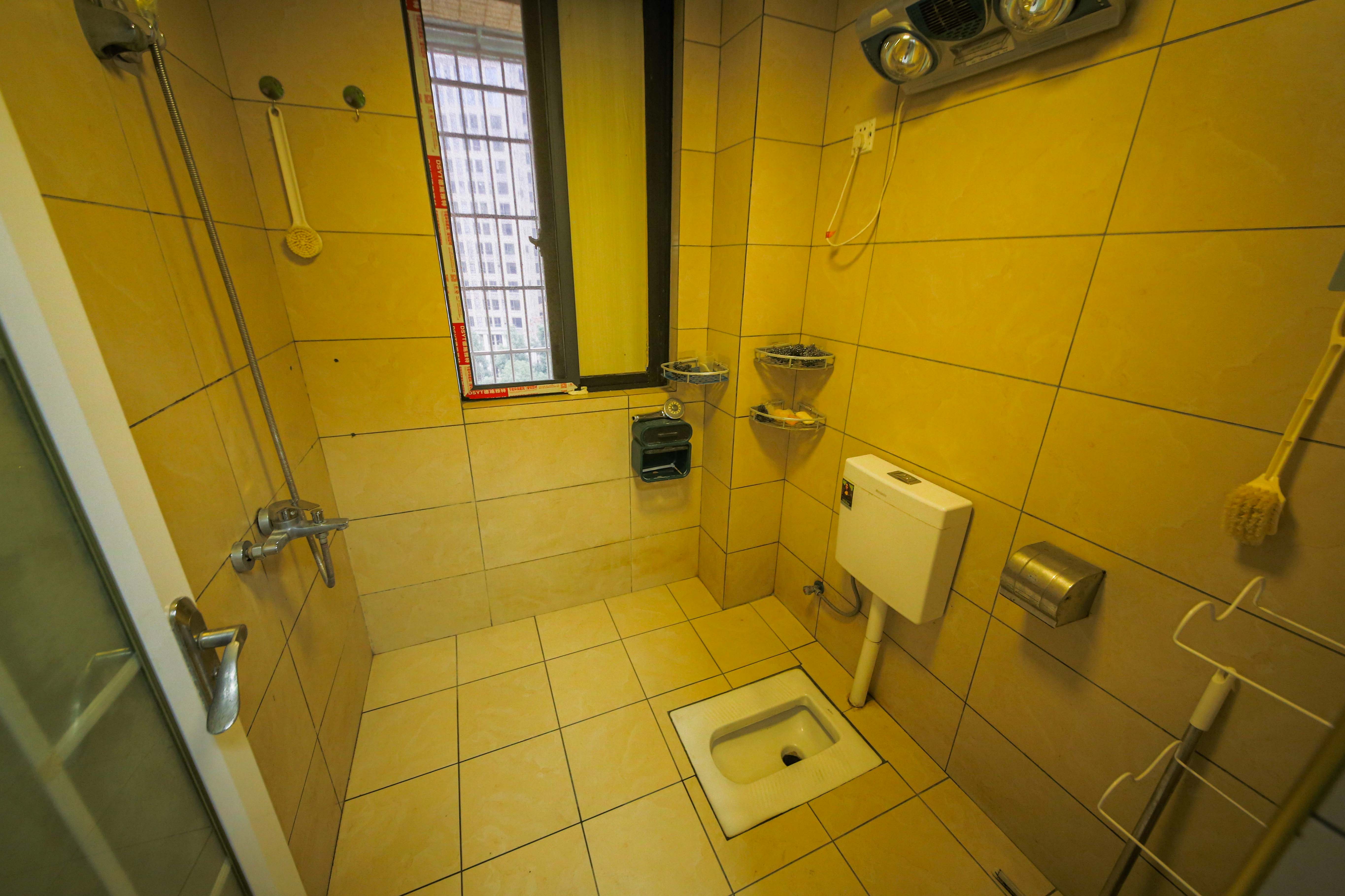 康斯丹郡(融程领秀佳园)  3室1厅1卫    68.0万 康斯丹郡(融程领秀佳园)  3室1厅1卫    68.0万卫生间