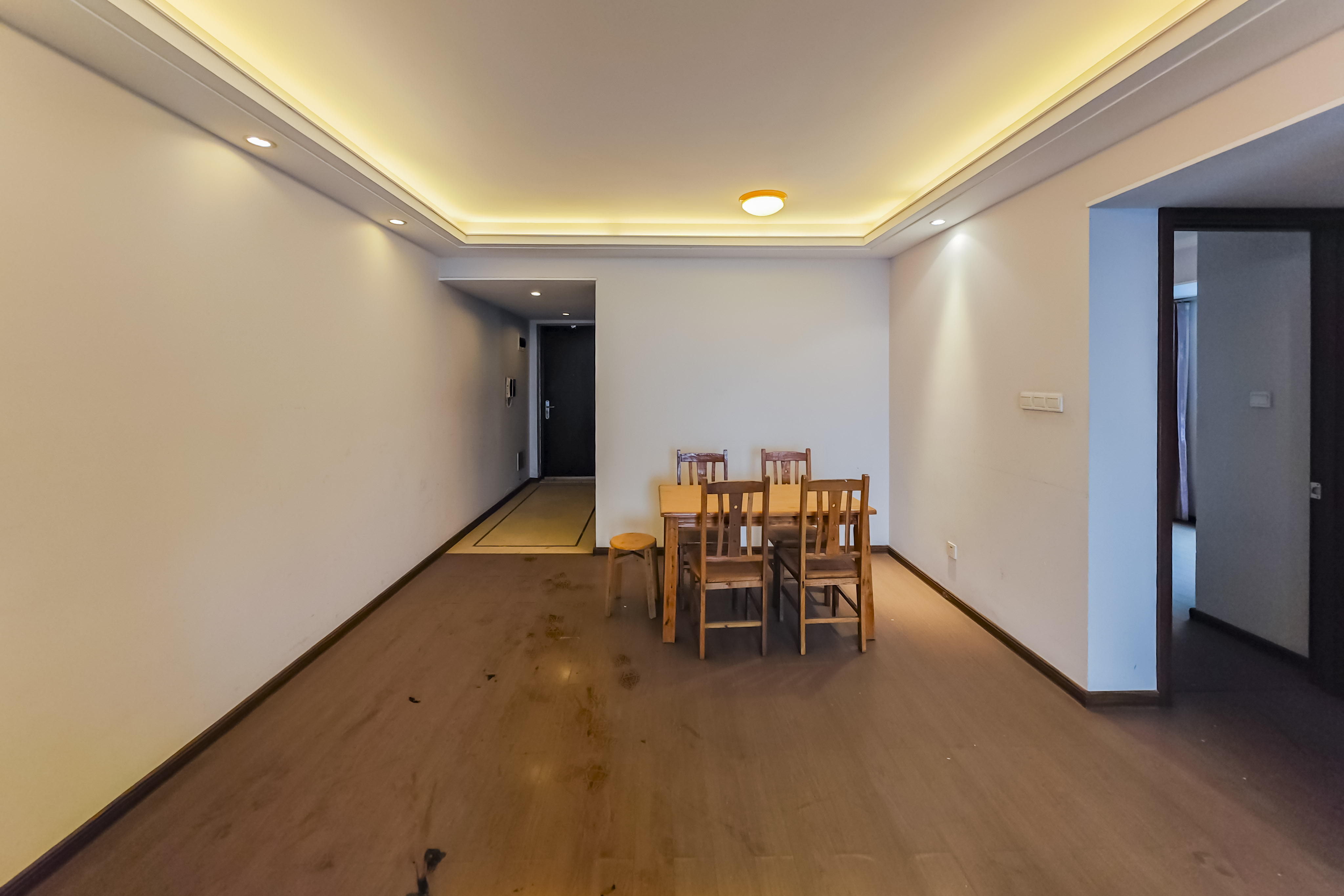 万科金域华府二期  3室2厅1卫    95.0万 万科金域华府二期  3室2厅1卫    95.0万客厅