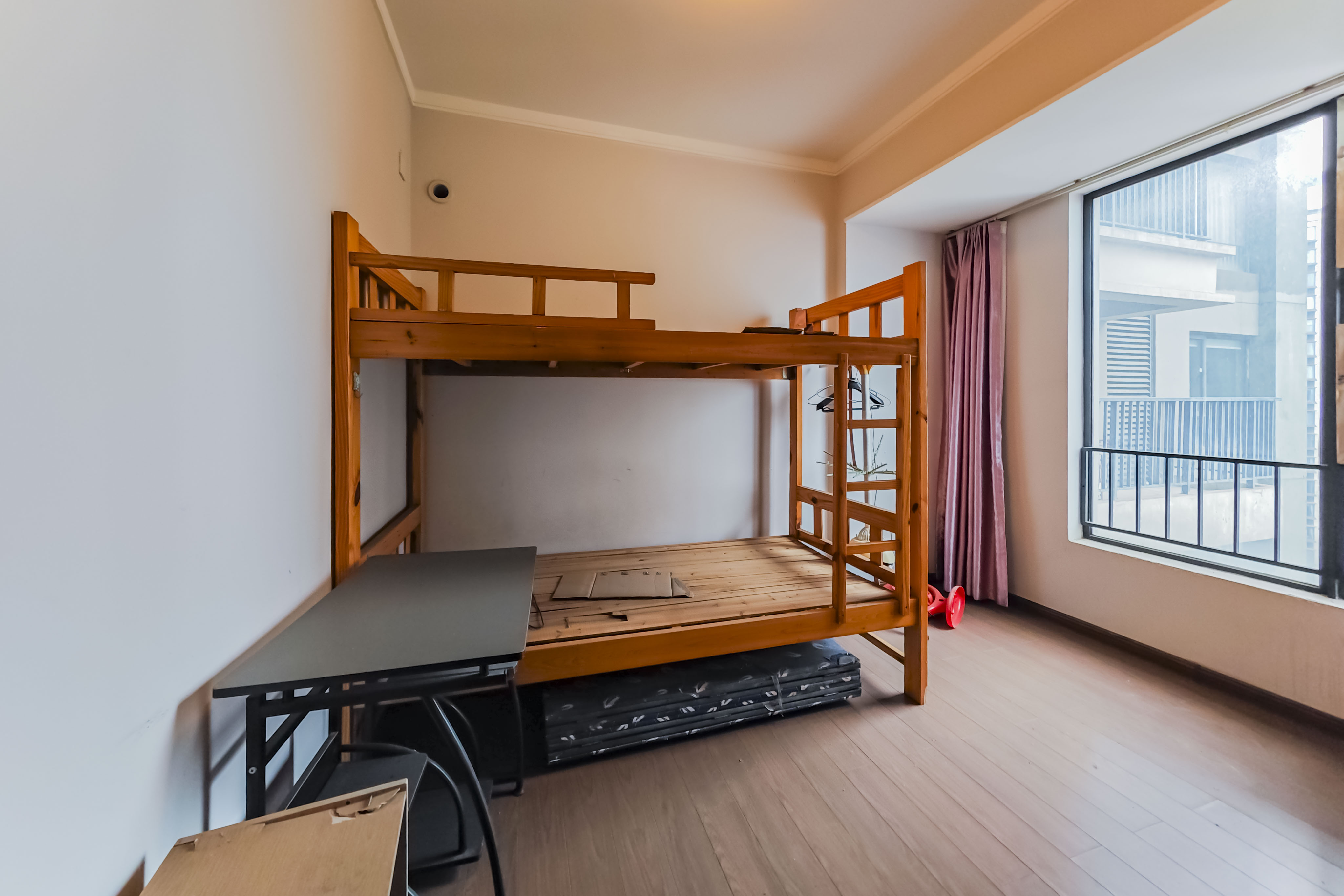 万科金域华府二期  3室2厅1卫    95.0万 万科金域华府二期  3室2厅1卫    95.0万卧室