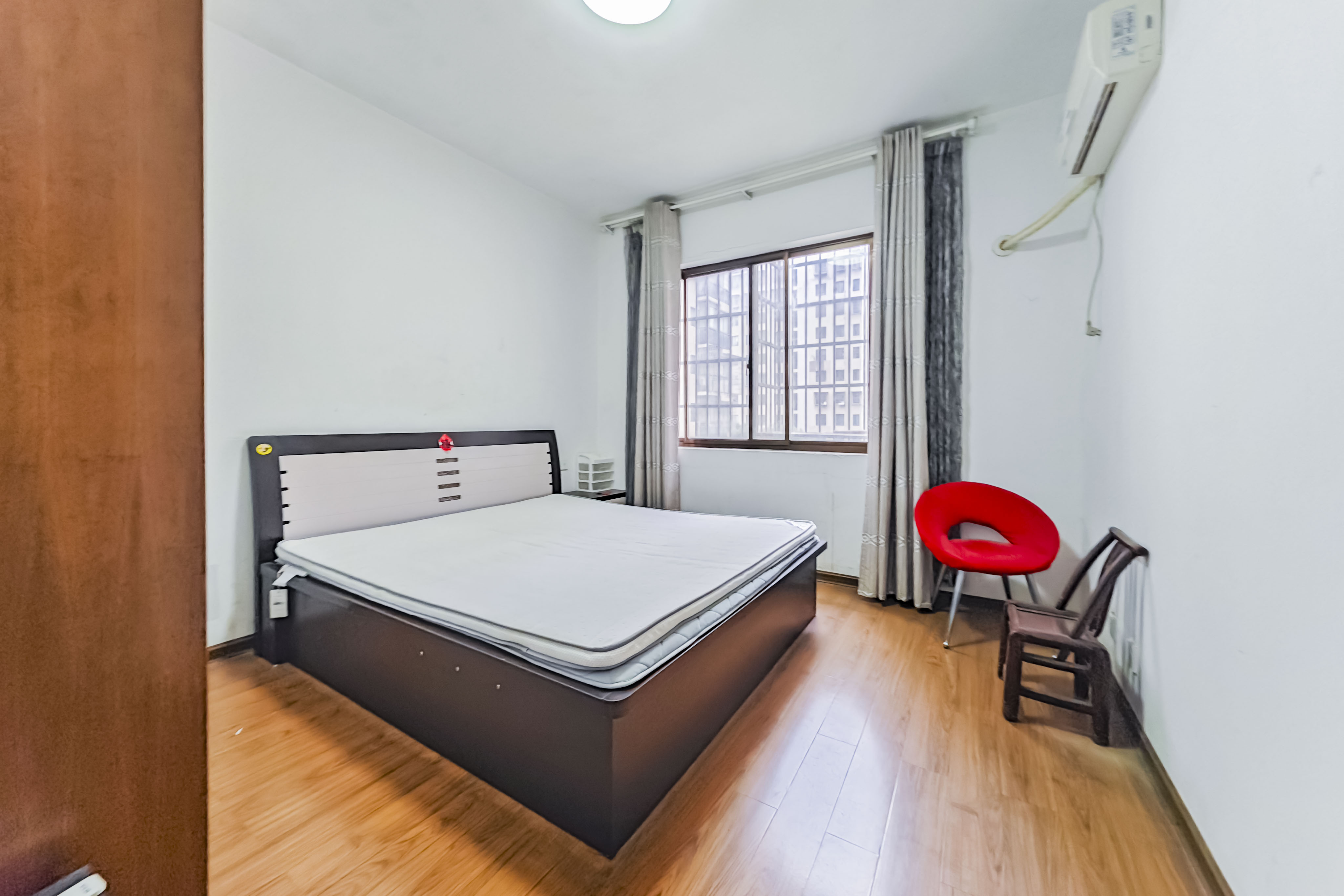 湘核佳苑 2室2厅1卫 60.0万 湘核佳苑 2室2厅1卫 60.0万卧室