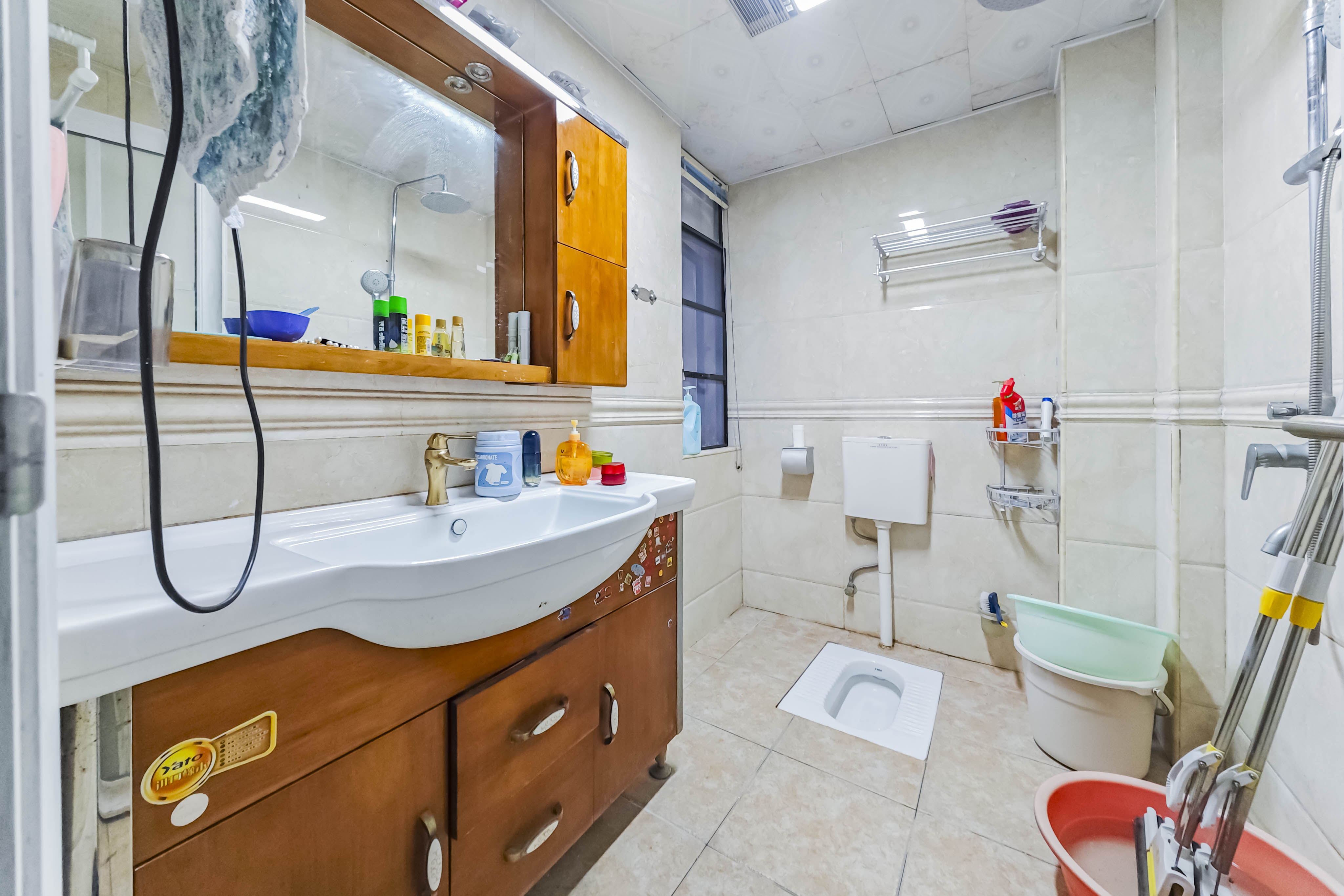 三江花中城 4室2厅1卫 169.0万 三江花中城 4室2厅1卫 169.0万阳台