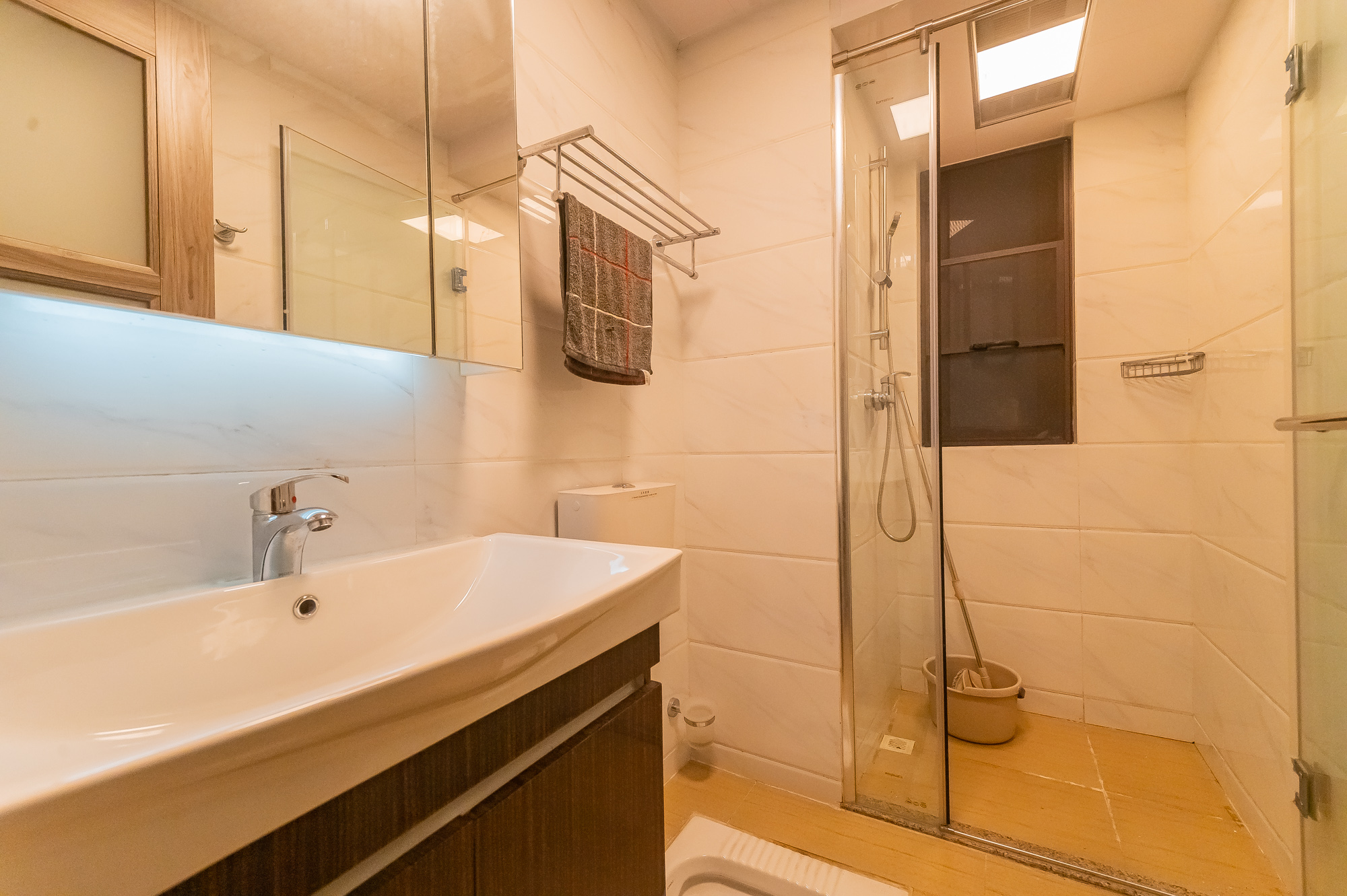 碧桂园中央花园 3室2厅2卫 85.8万 碧桂园中央花园 3室2厅2卫 85.8万卫生间