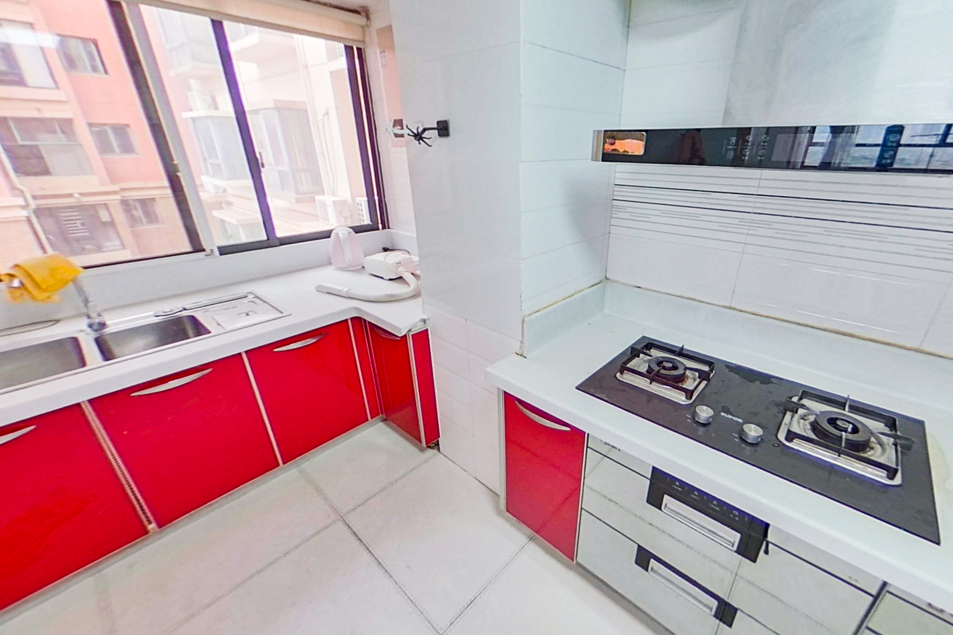 上海城小区  2室1厅1卫    65.0万厨房