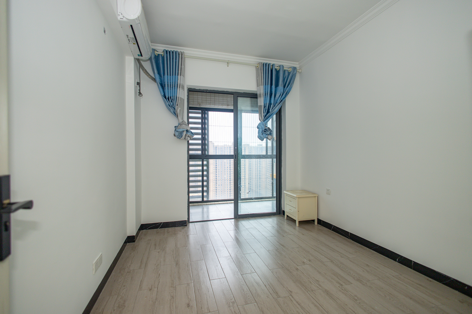 恒基凯旋门一二期  3室2厅2卫    128.8万 恒基凯旋门一二期  3室2厅2卫    128.8万卧室