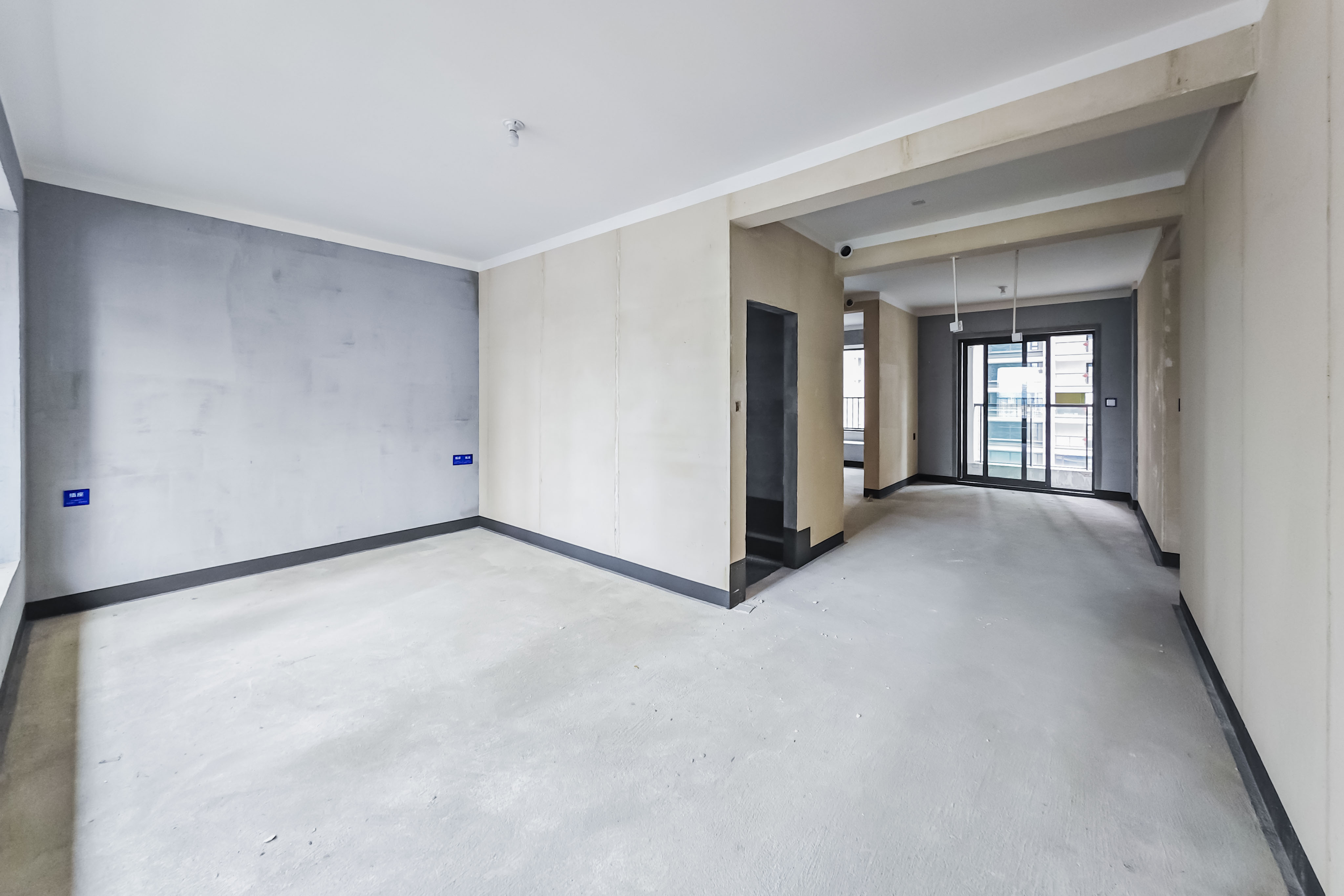 建发玖洲观澜  5室2厅2卫   280.00万其他