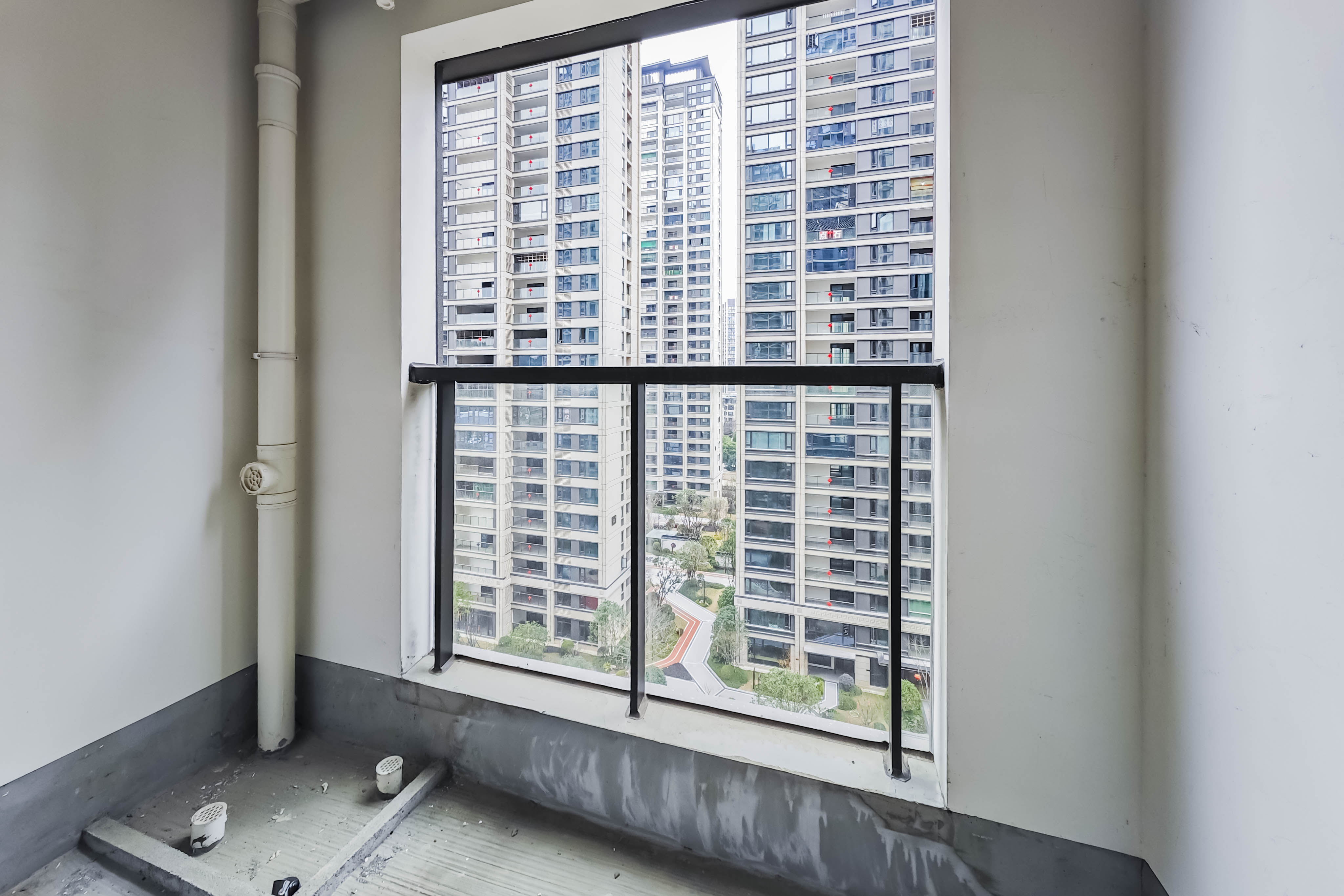 建发玖洲观澜  5室2厅2卫   280.00万其他