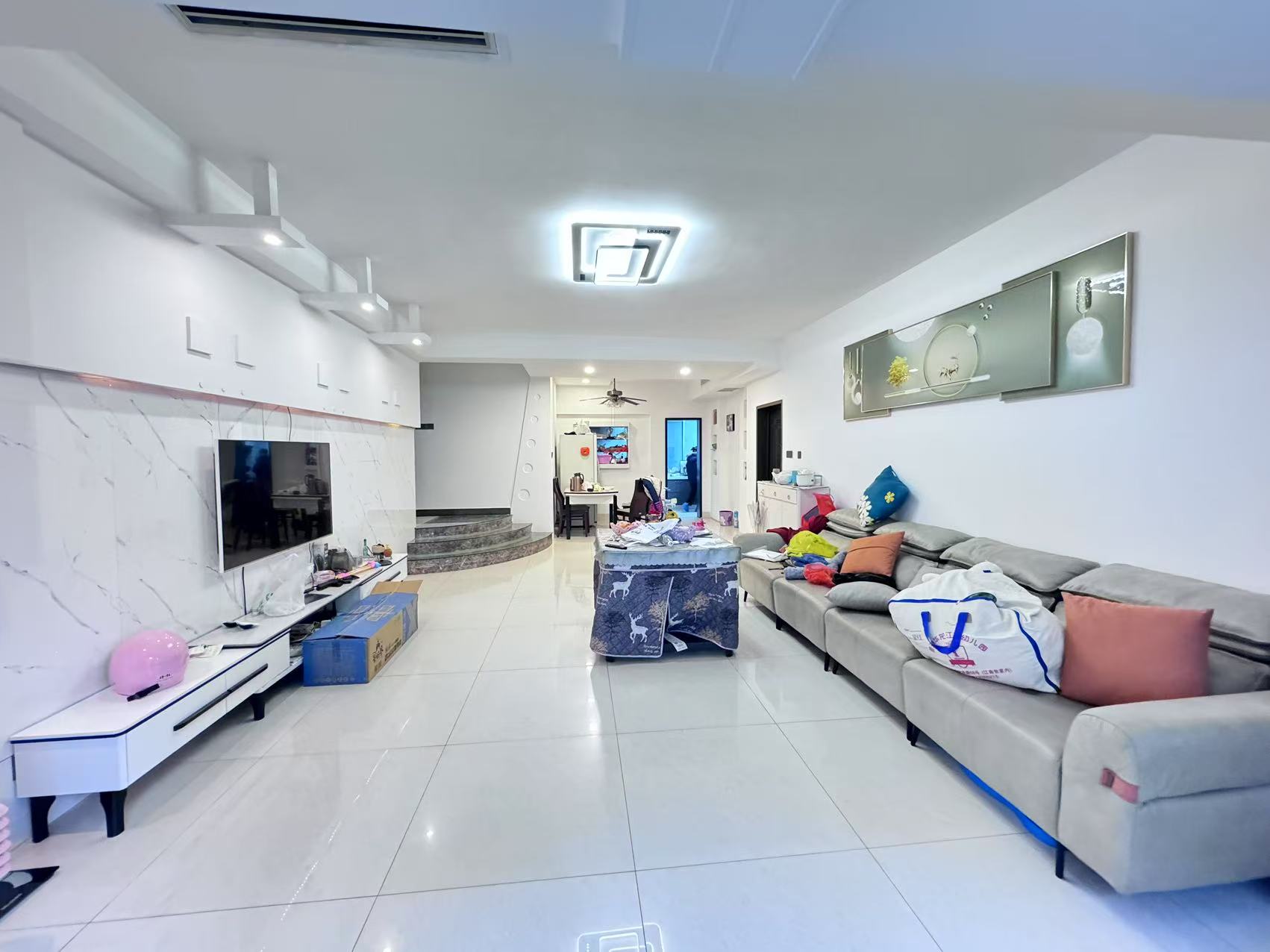 四季花园 3室2厅2卫 55.0万 四季花园 3室2厅2卫 55.0万室内图