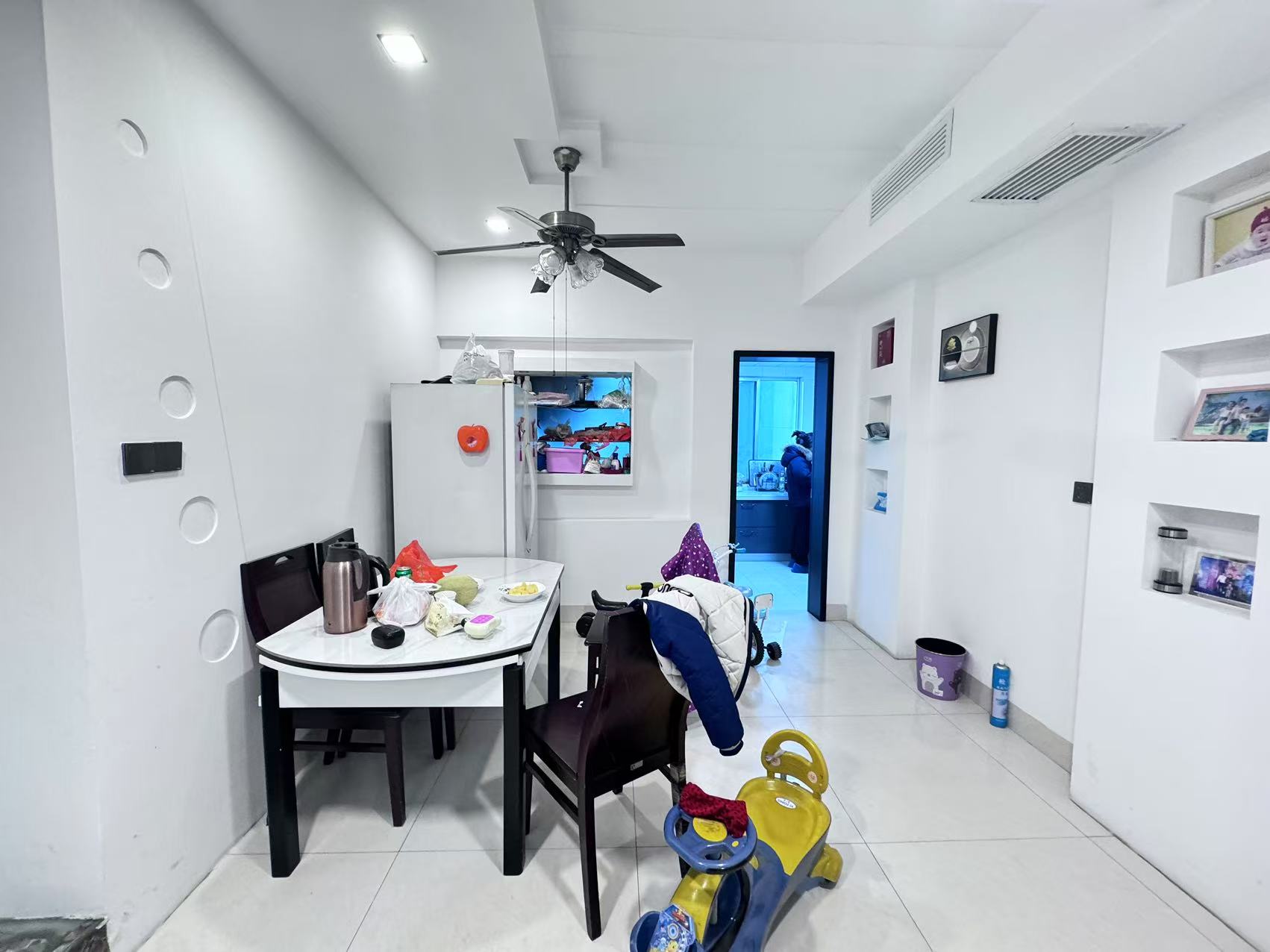 四季花园 3室2厅2卫 55.0万 四季花园 3室2厅2卫 55.0万室内图