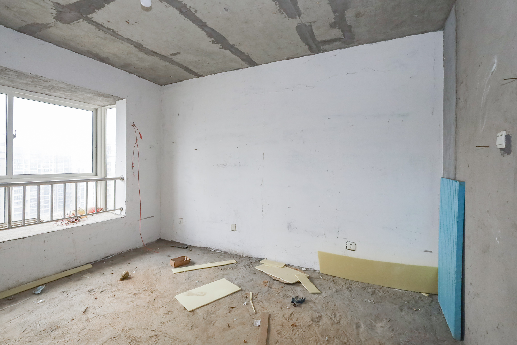 谷山乐园三期  3室2厅1卫    61.8万 谷山乐园三期  3室2厅1卫    61.8万客厅