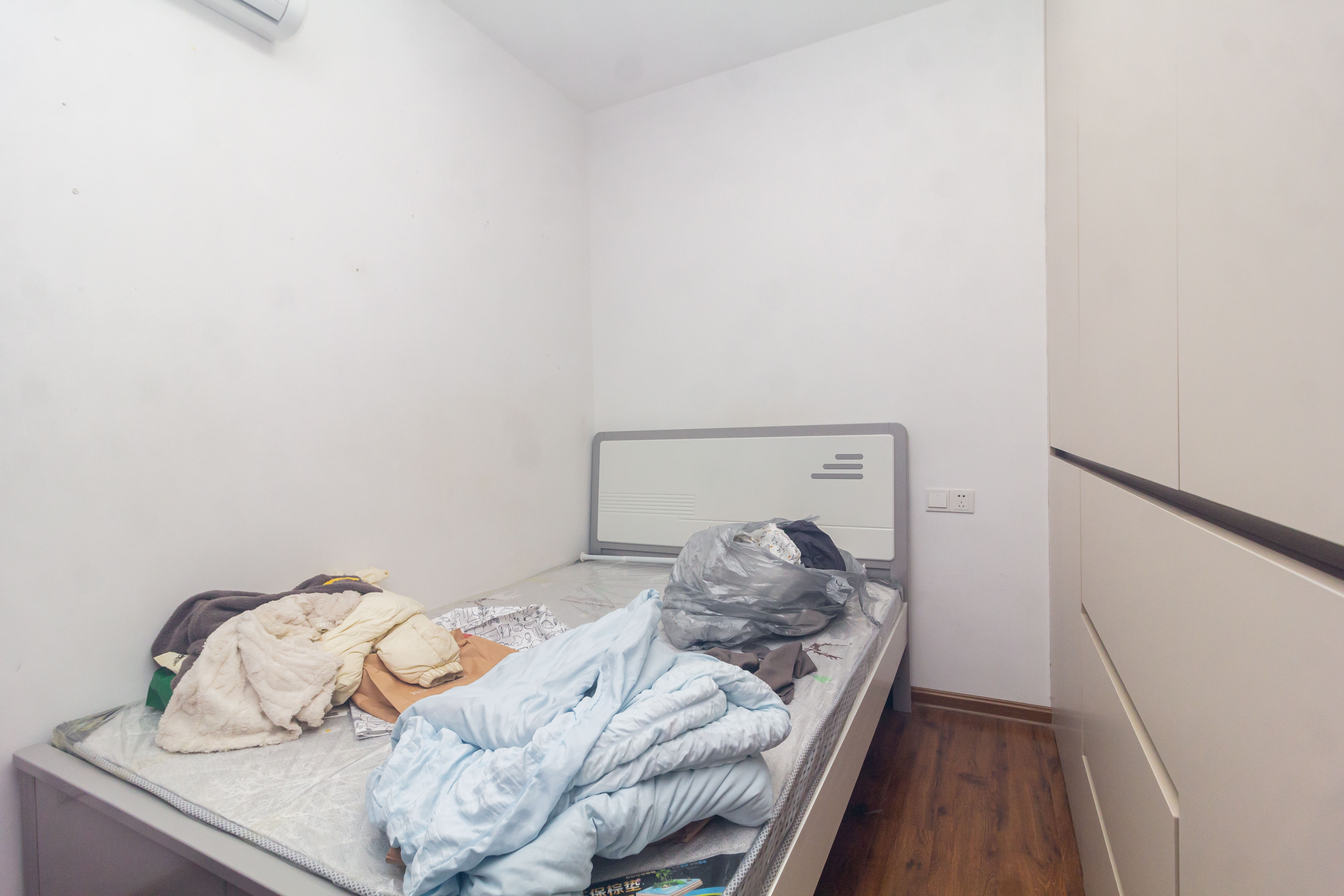 中国铁建国际城二期  2室2厅1卫    42.0万 中国铁建国际城二期  2室2厅1卫    42.0万卧室