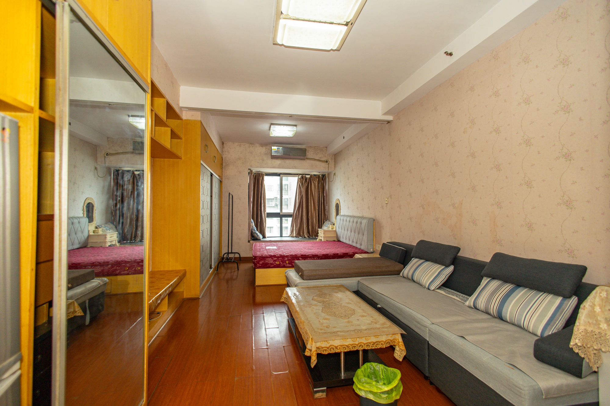 尚都花园城 1室1厅1卫 18.8万 尚都花园城 1室1厅1卫 18.8万客厅