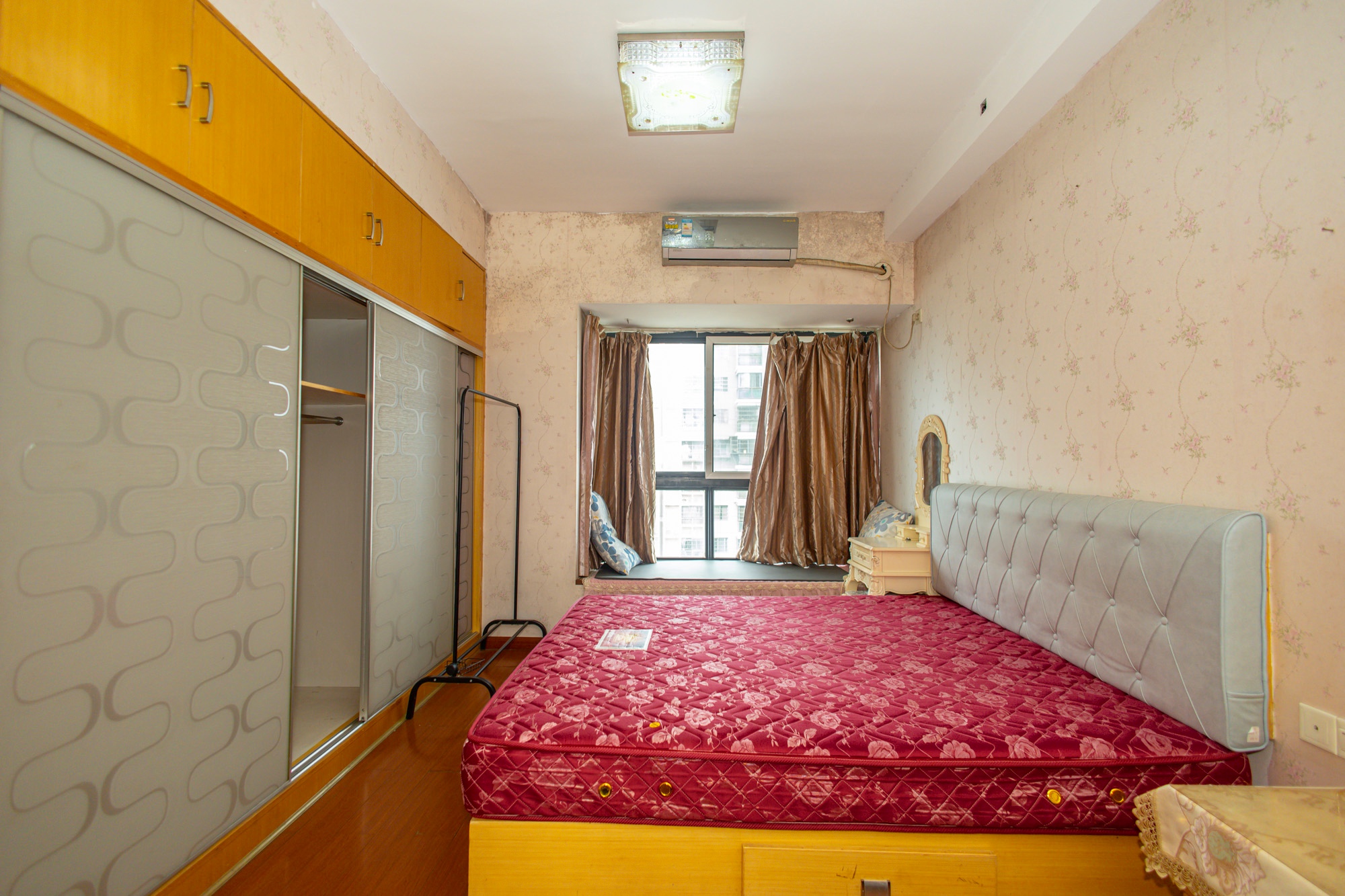 尚都花园城 1室1厅1卫 18.8万 尚都花园城 1室1厅1卫 18.8万卧室