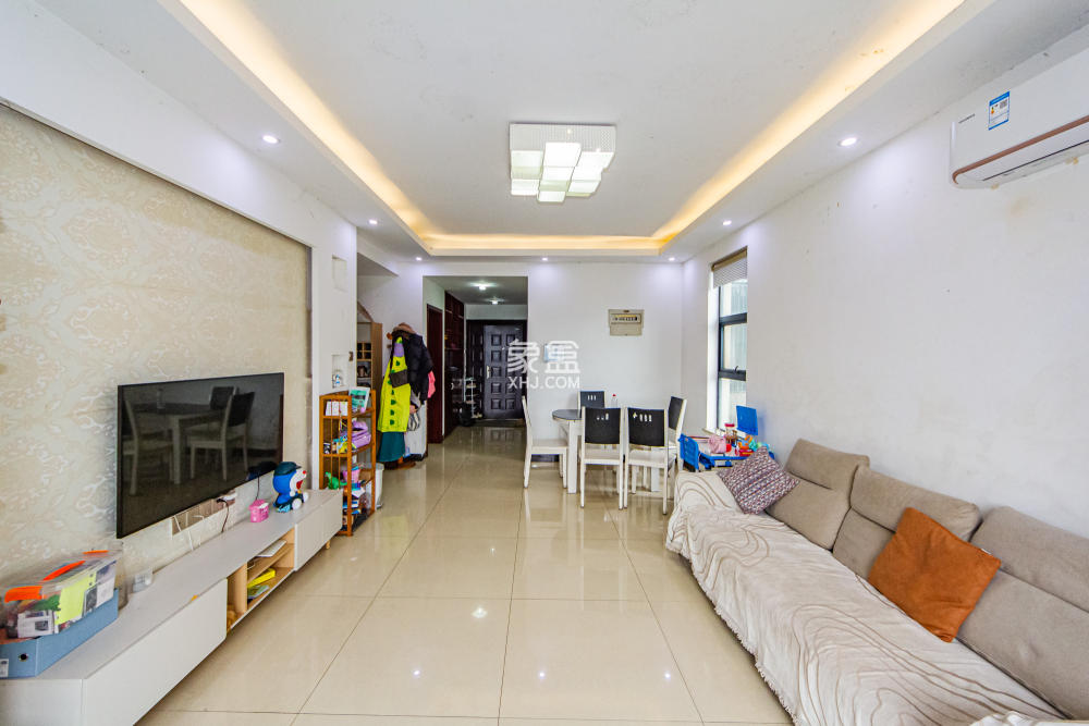 湘江世纪城融江苑  3室1厅1卫    82.0万