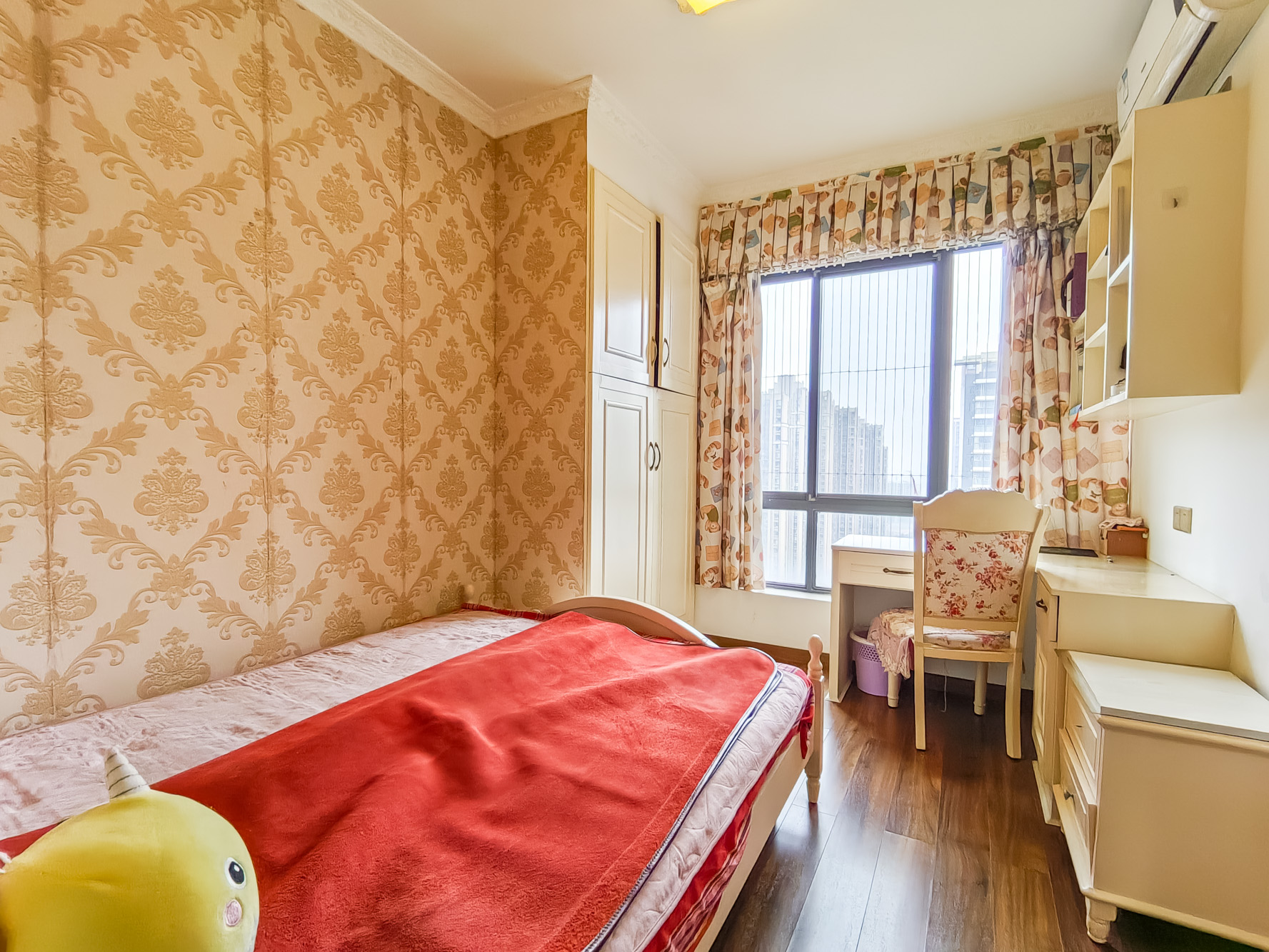 恒基凯旋门一二期 3室2厅2卫 109.0万 恒基凯旋门一二期 3室2厅2卫 109.0万卧室