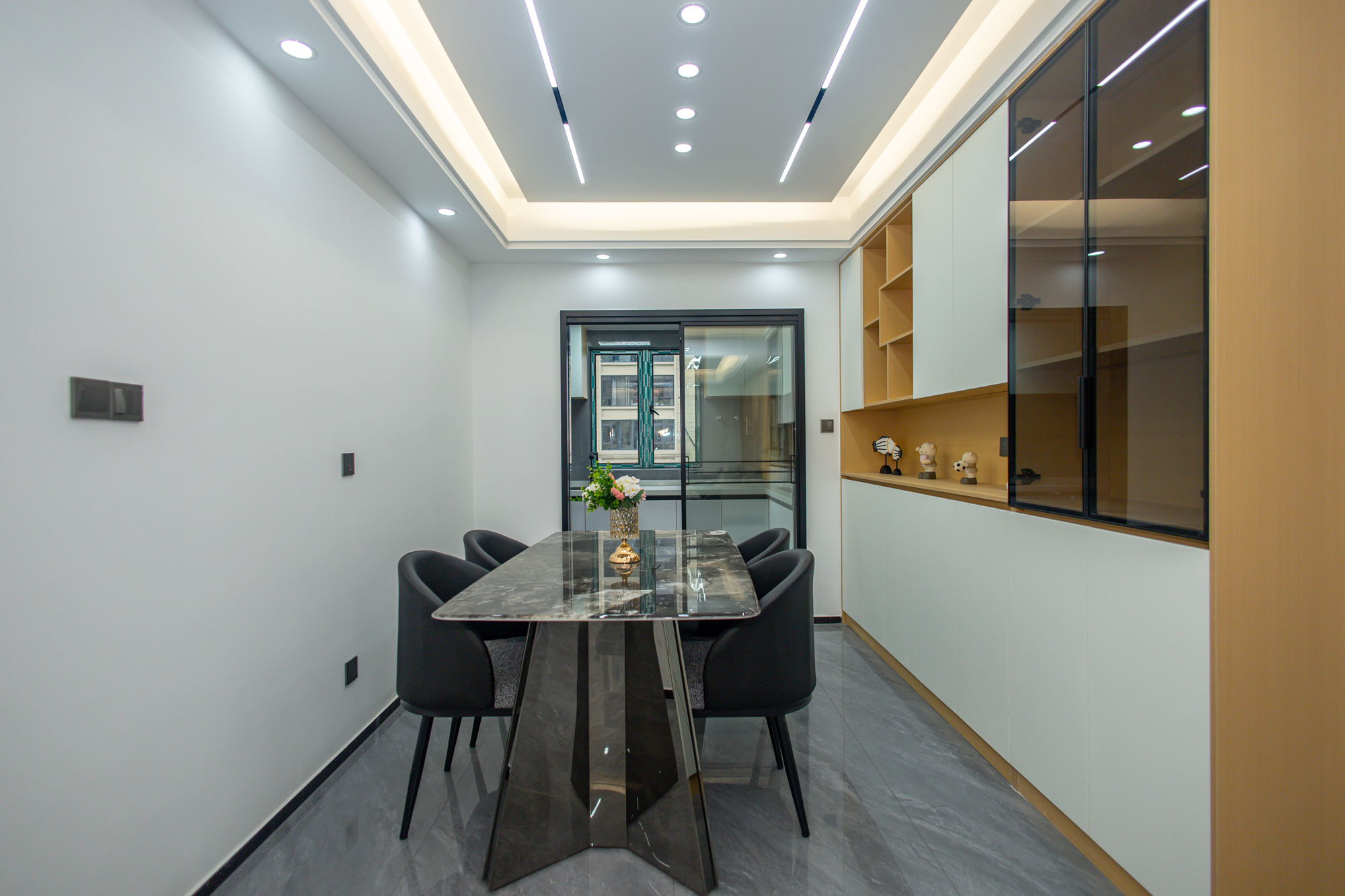 中梁星都荟 4室2厅2卫 90.0万 中梁星都荟 4室2厅2卫 90.0万其他