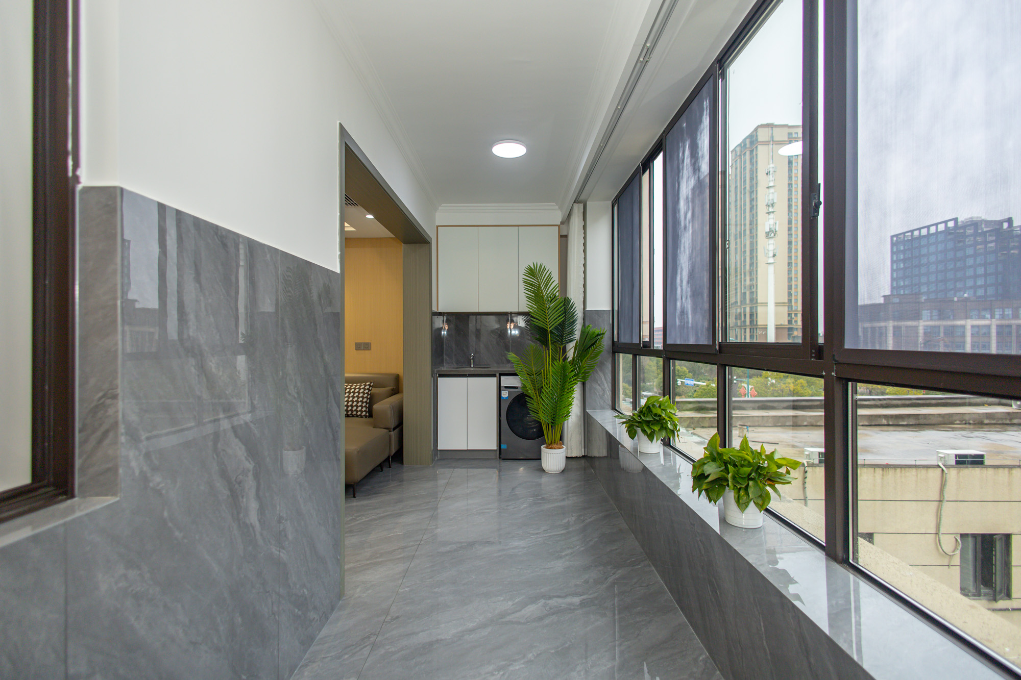 中梁星都荟 4室2厅2卫 90.0万 中梁星都荟 4室2厅2卫 90.0万阳台