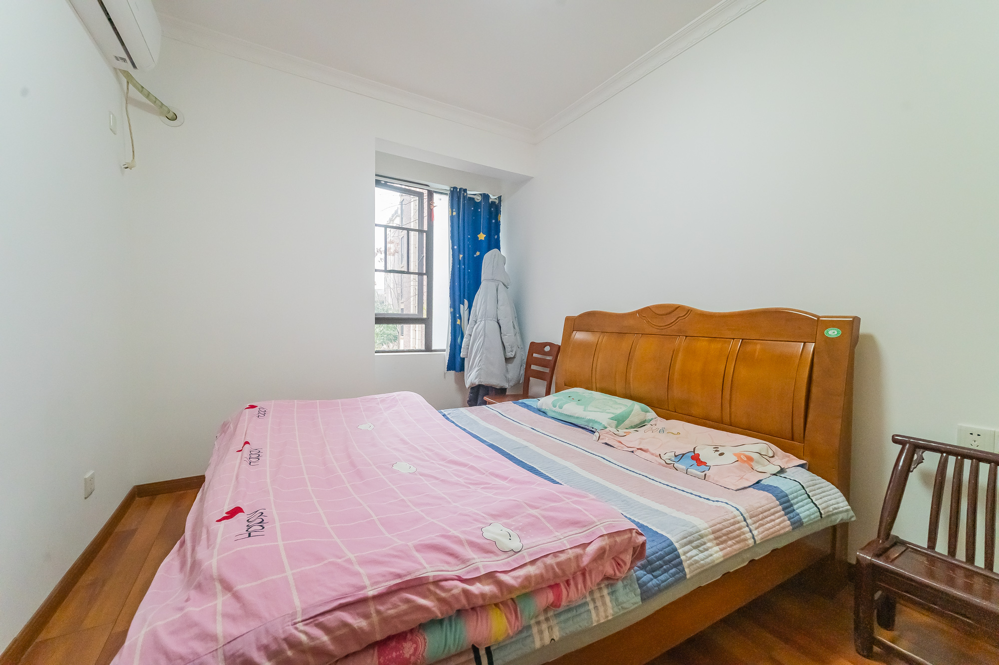 星湖湾二期洋房 4室2厅2卫 158.0万 星湖湾二期洋房 4室2厅2卫 158.0万卧室