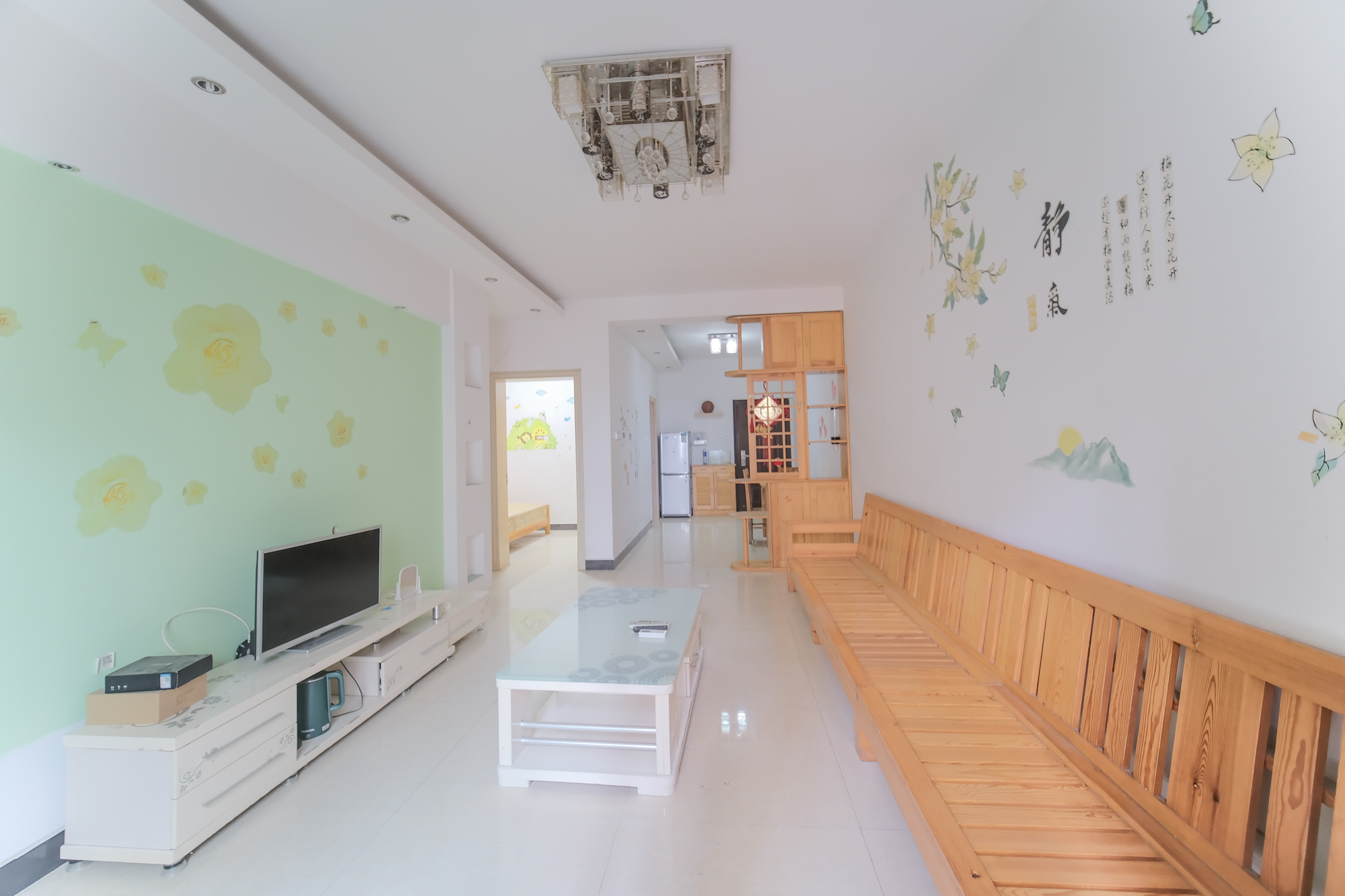 山水湾  2室2厅1卫   45.00万客厅