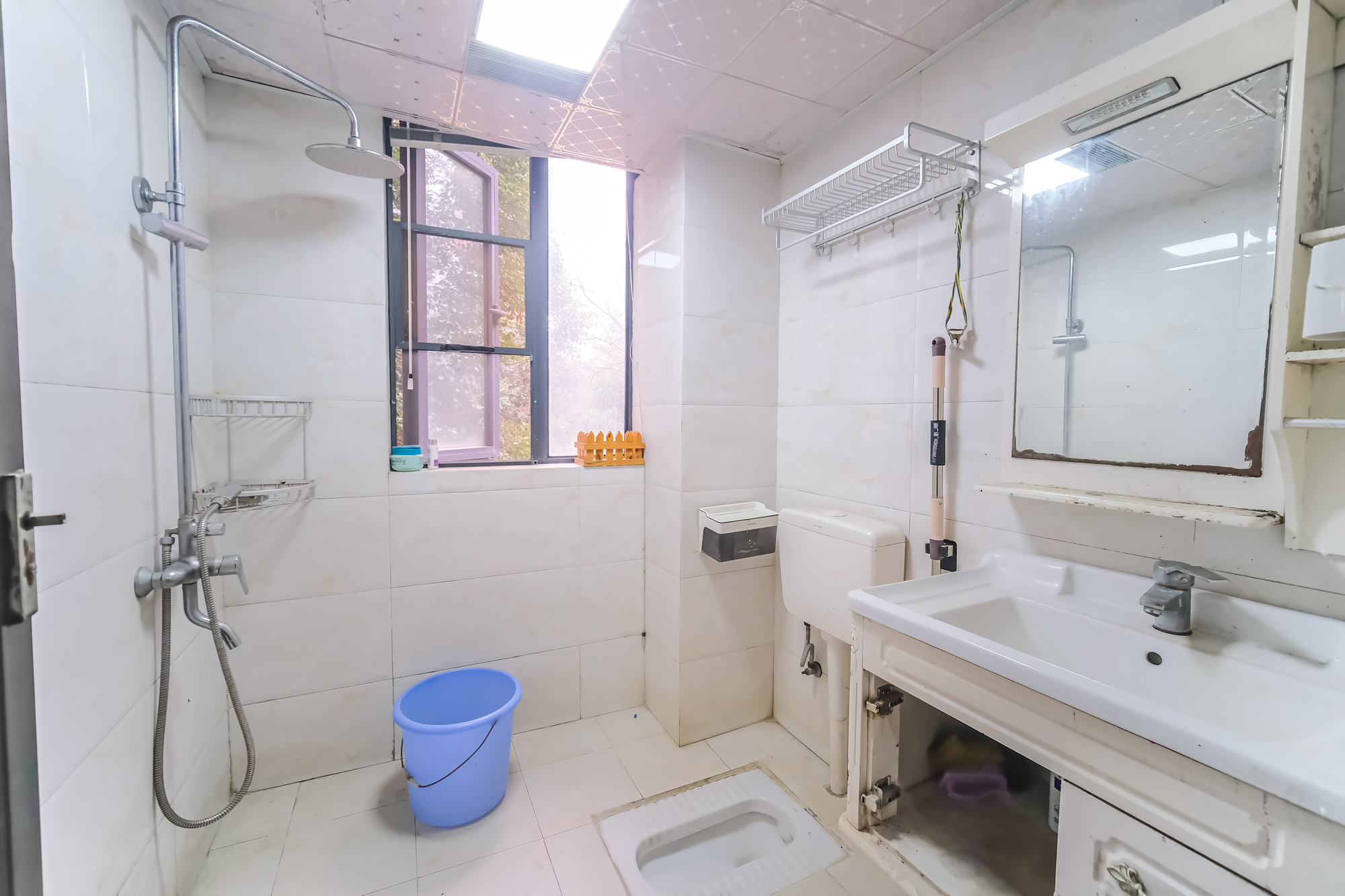 盛地尊域 3室2厅1卫 65.0万 盛地尊域 3室2厅1卫 65.0万卫生间