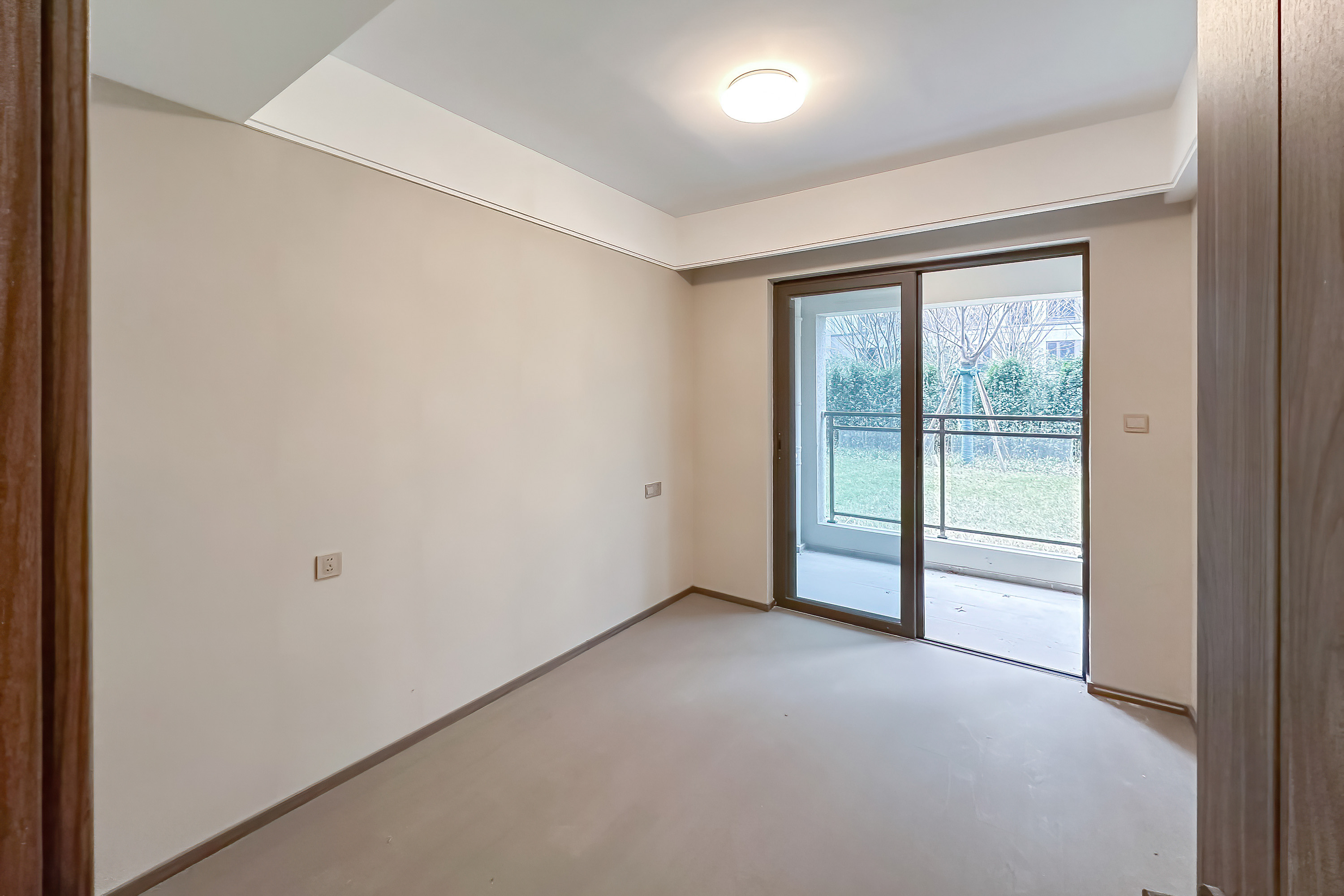 龙湖江与城 4室2厅2卫 135.0万 龙湖江与城 4室2厅2卫 135.0万卧室