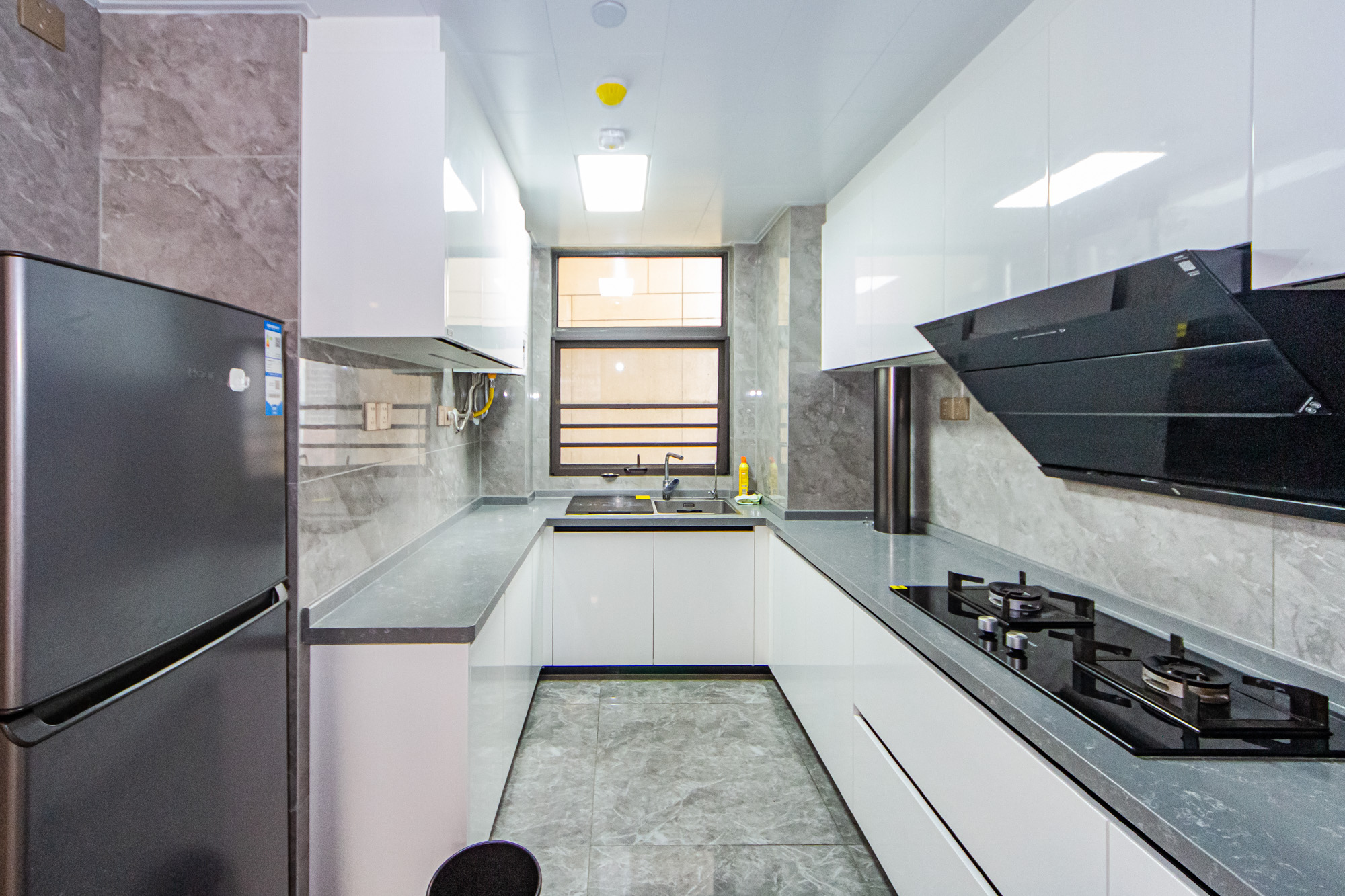 北辰瀚江府  4室2厅2卫    255.0万 北辰瀚江府  4室2厅2卫    255.0万厨房