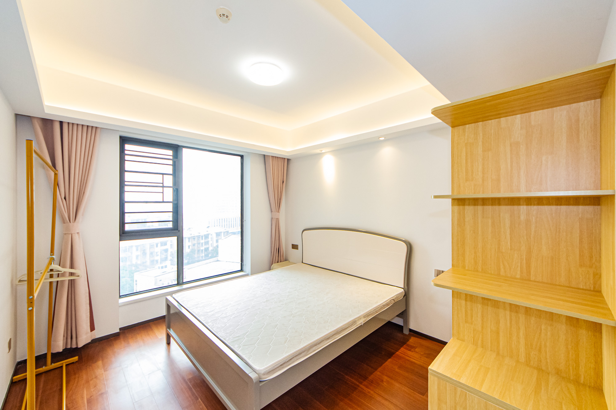 北辰瀚江府  4室2厅2卫    255.0万 北辰瀚江府  4室2厅2卫    255.0万卧室