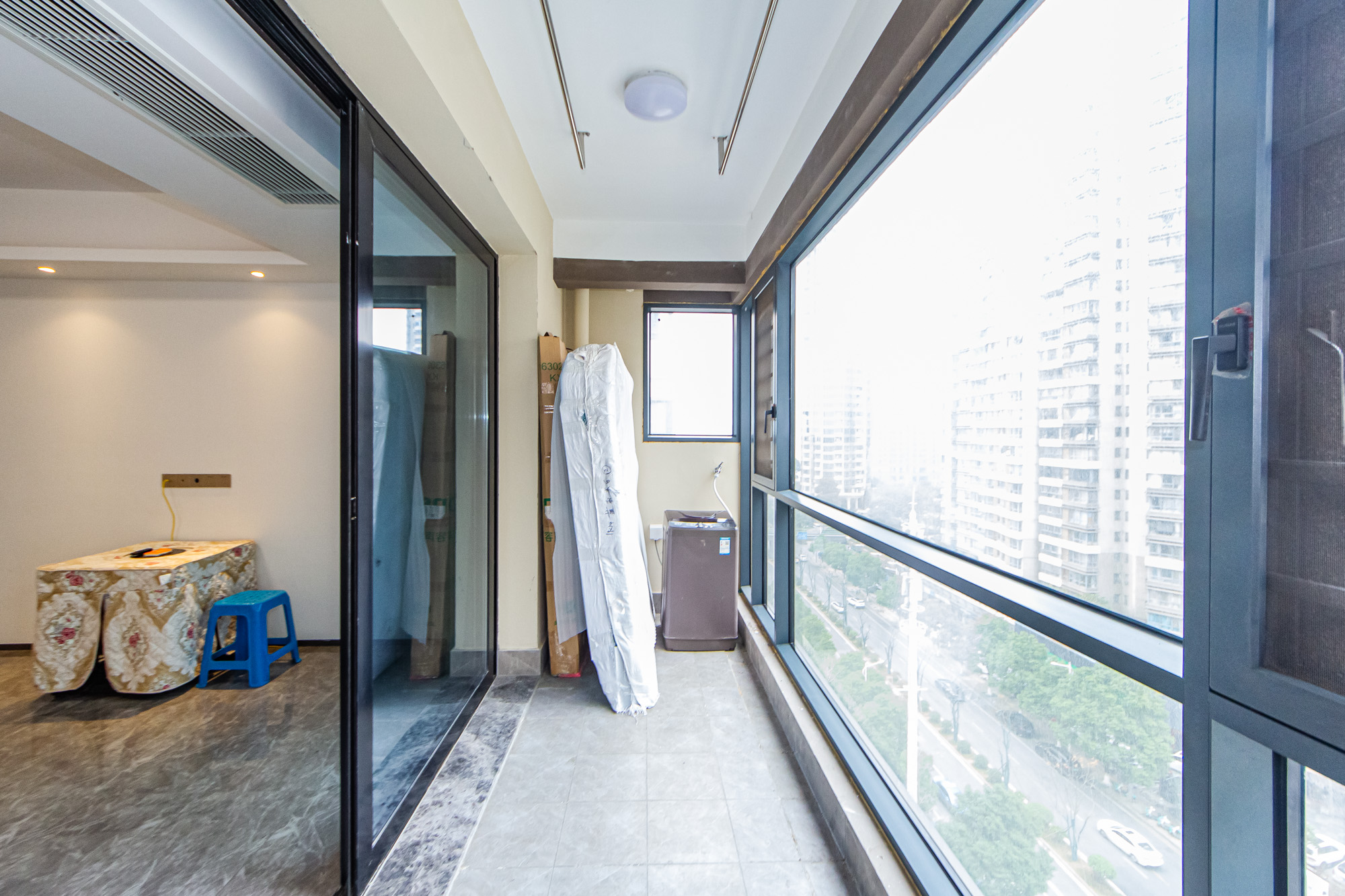 北辰瀚江府  4室2厅2卫    255.0万 北辰瀚江府  4室2厅2卫    255.0万阳台