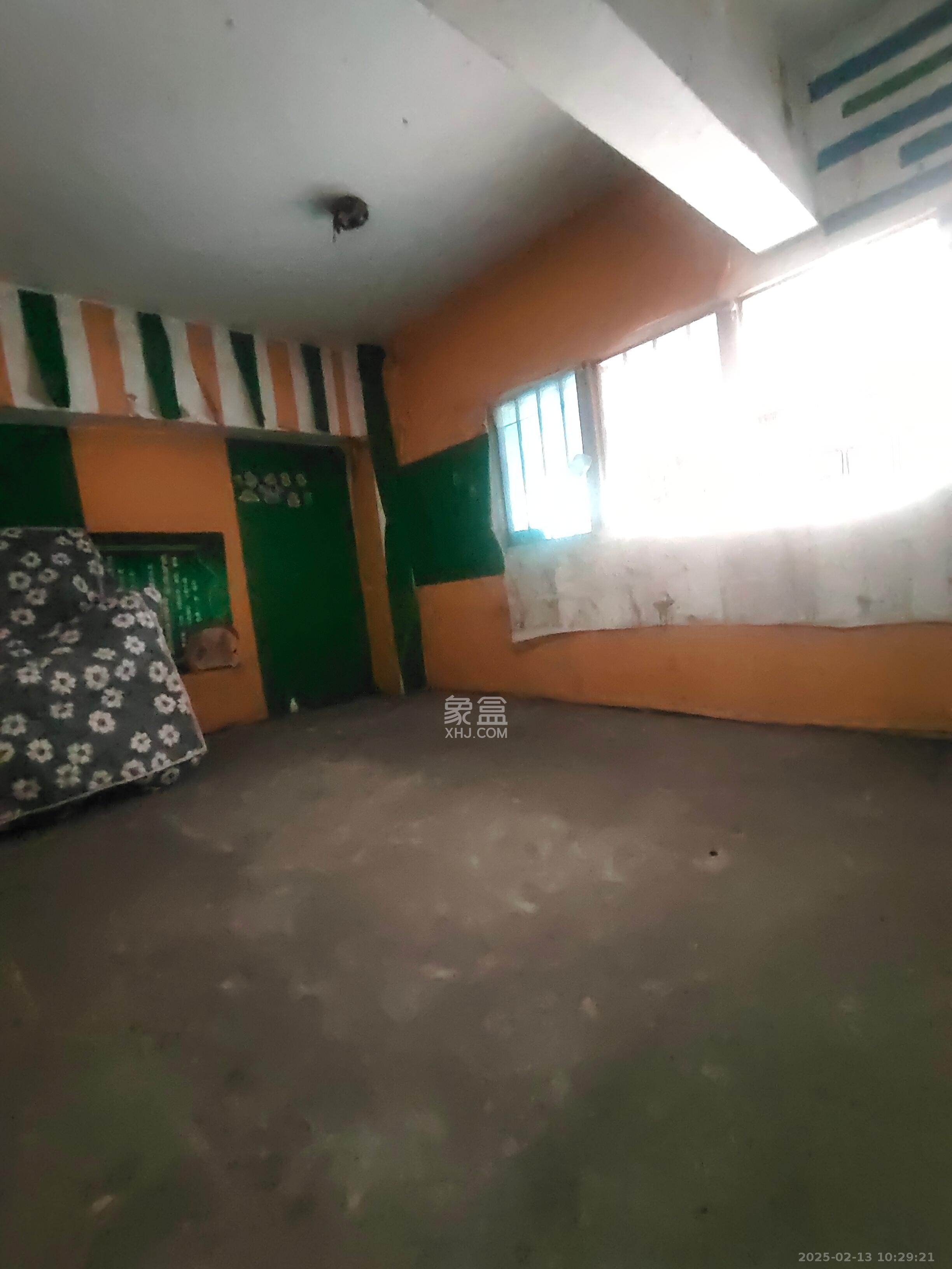 泉塘小区 1室0厅1卫 2000.0元/月 泉塘小区 1室0厅1卫 2000.0元/月室内图