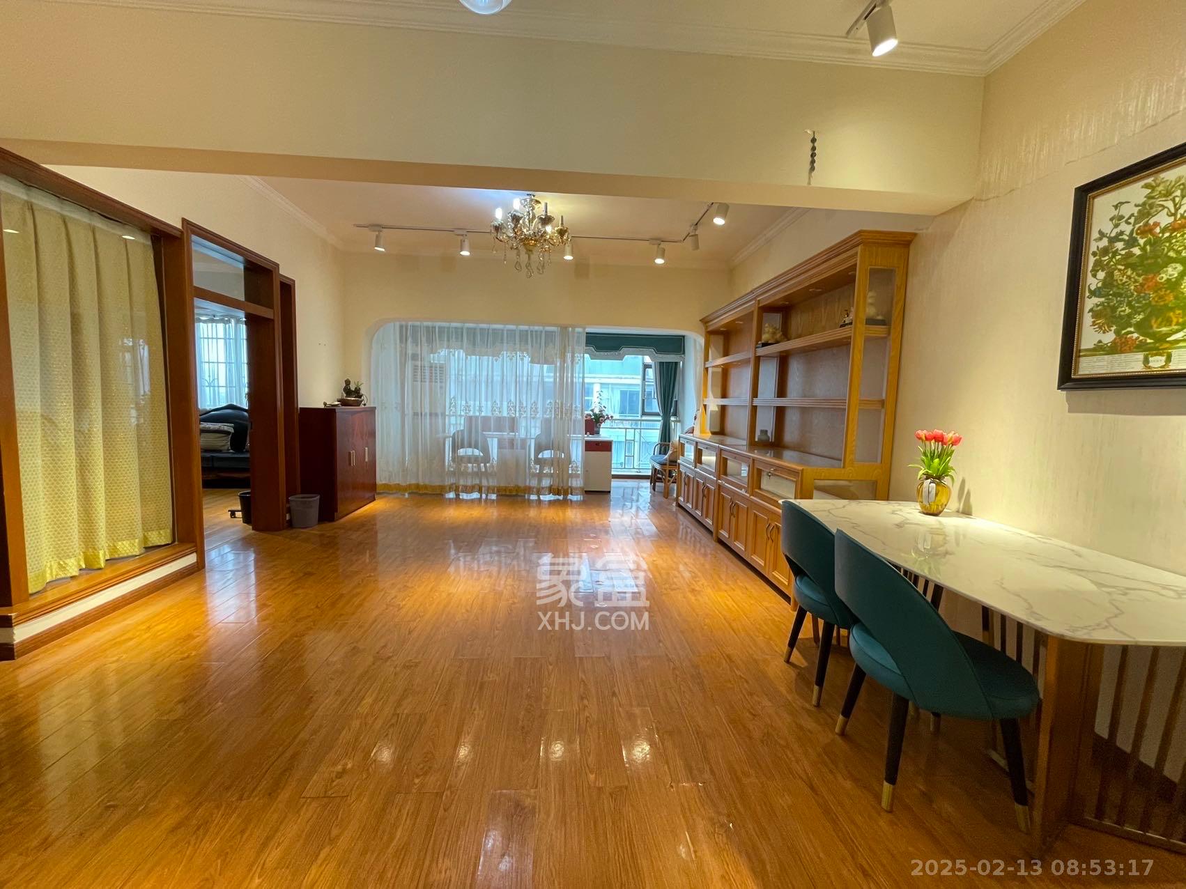 东方之珠 3室2厅2卫 3580.0元/月 东方之珠 3室2厅2卫 3580.0元/月室内图