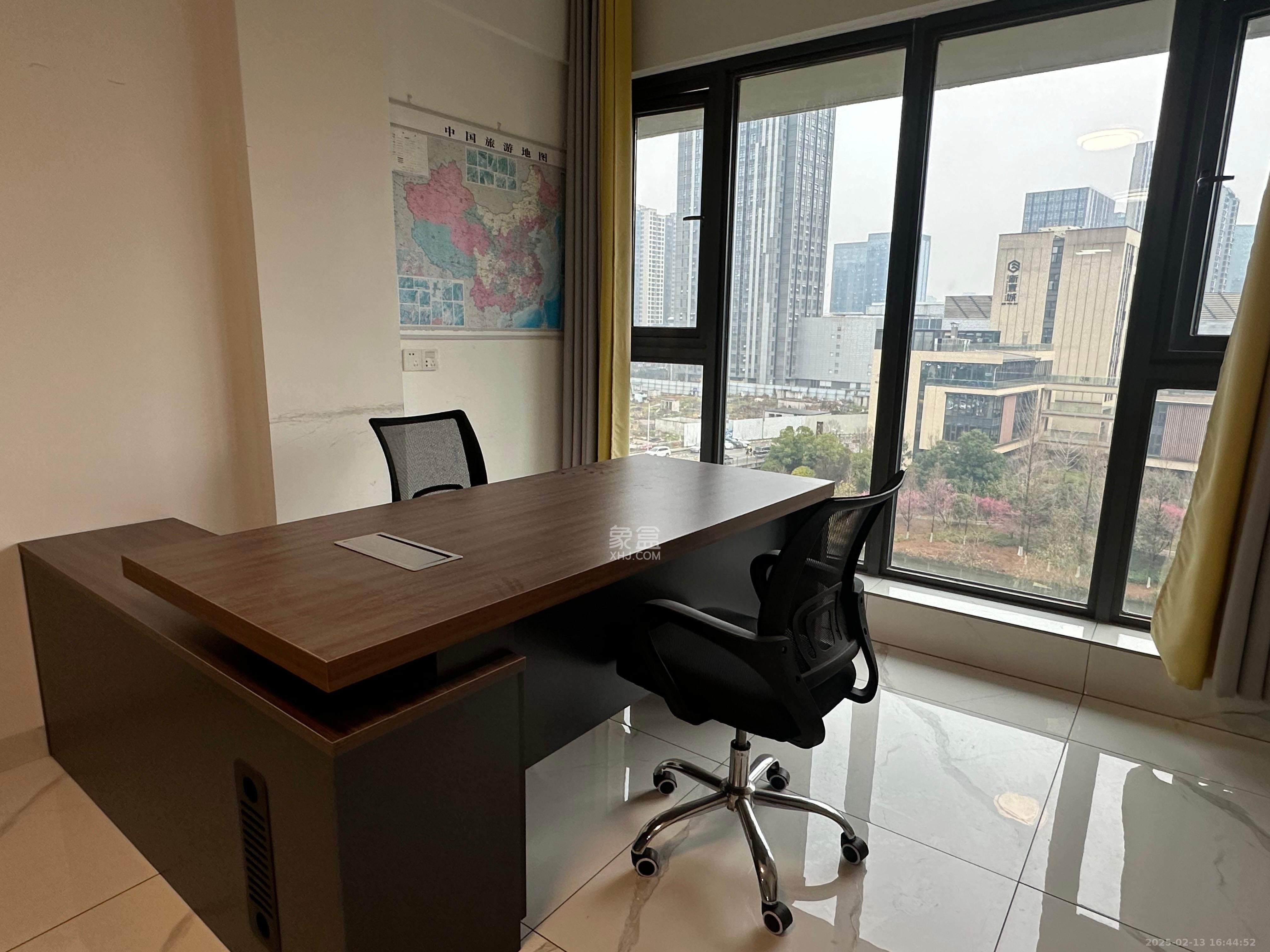 富力十号 1室1厅1卫 2400.0元/月 富力十号 1室1厅1卫 2400.0元/月室内图