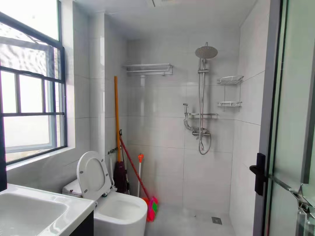 珠江愉景新城  2室2厅1卫   1700.00元/月室内图