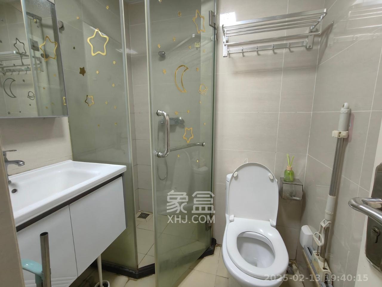 梅溪鑫苑名家  1室1厅1卫   1300.00元/月