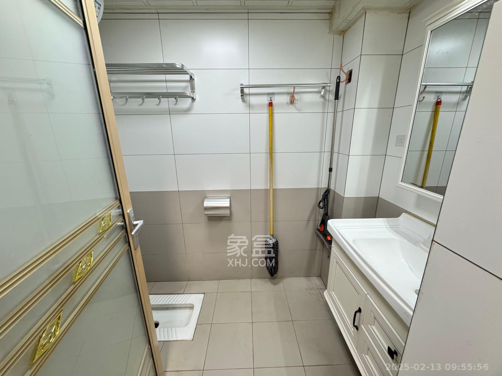 创世纪广场 1室1厅1卫 1500.0元/月 创世纪广场 1室1厅1卫 1500.0元/月室内图