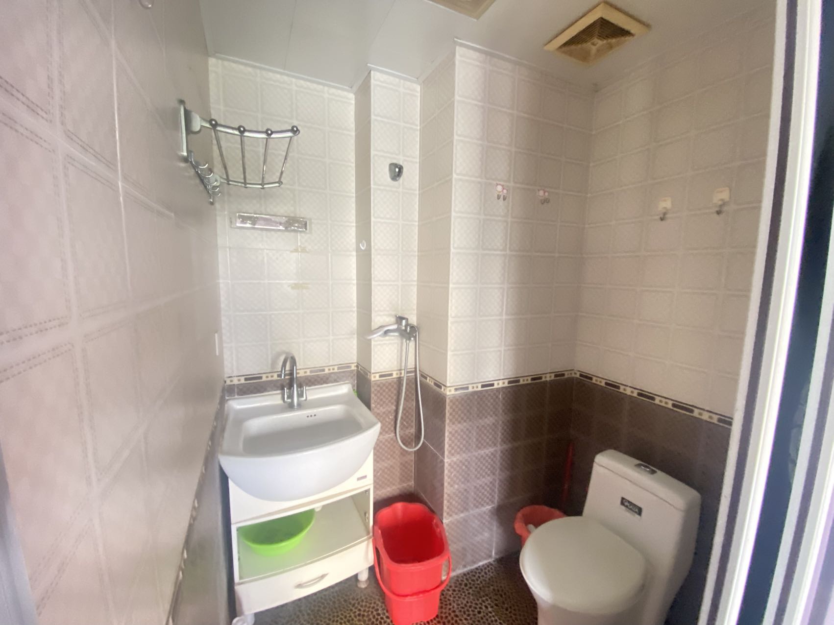 金外滩  1室1厅1卫    67.0万 金外滩  1室1厅1卫    67.0万室内图