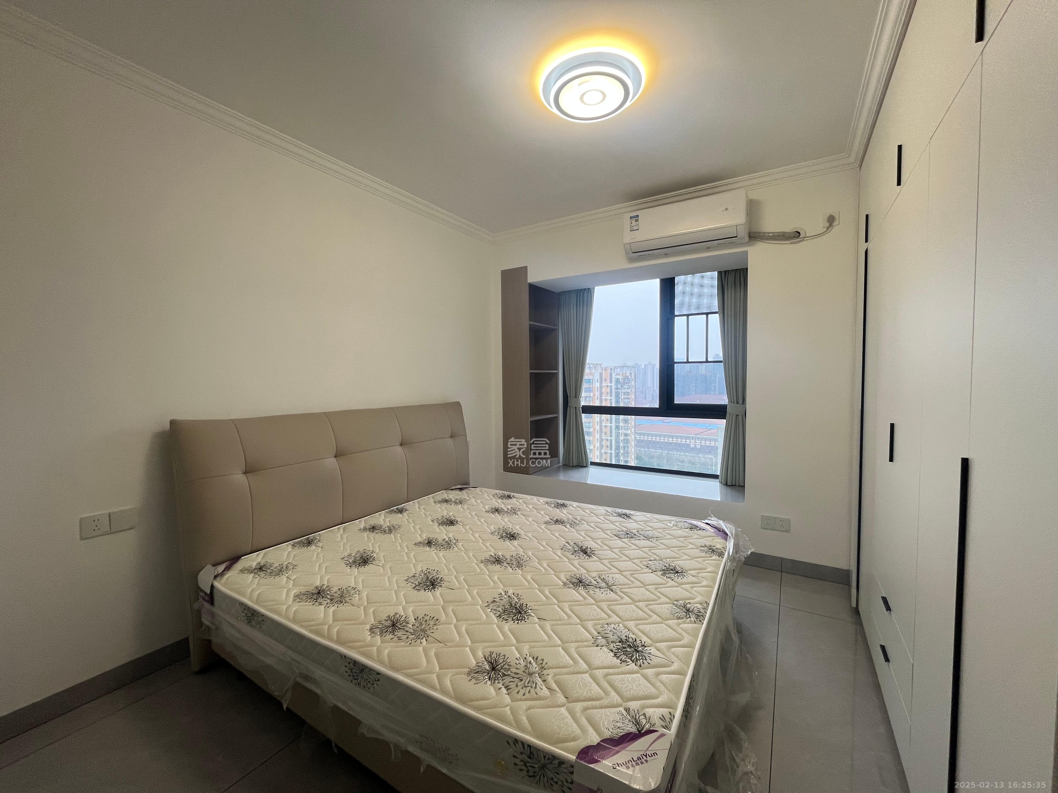 桃花嘉园 3室2厅2卫 2500.0元/月 桃花嘉园 3室2厅2卫 2500.0元/月室内图