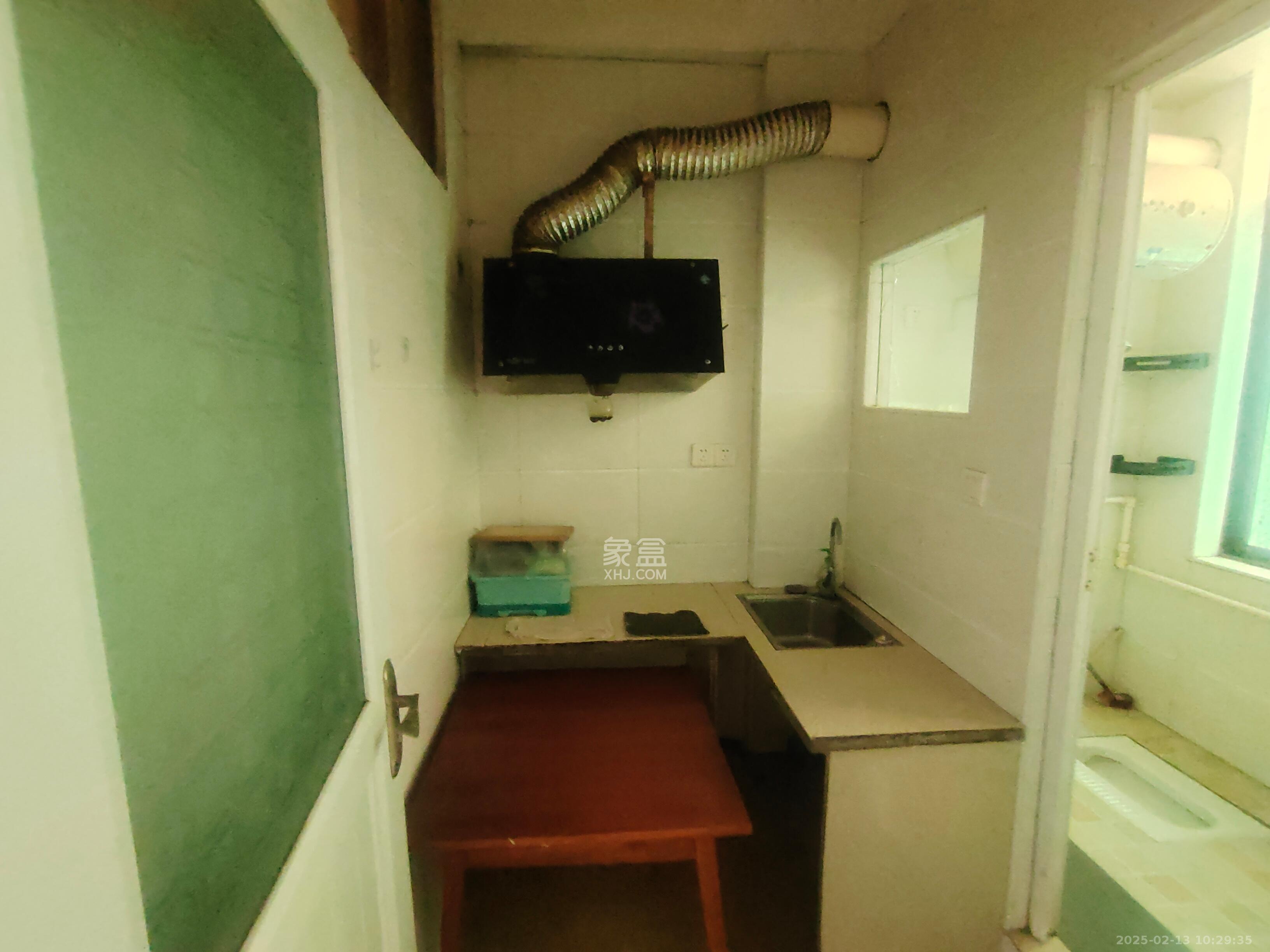 泉塘小区 1室0厅1卫 2000.0元/月 泉塘小区 1室0厅1卫 2000.0元/月室内图
