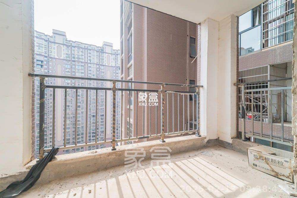 湖湾世景 3室2厅1卫 1500.0元/月 湖湾世景 3室2厅1卫 1500.0元/月室内图