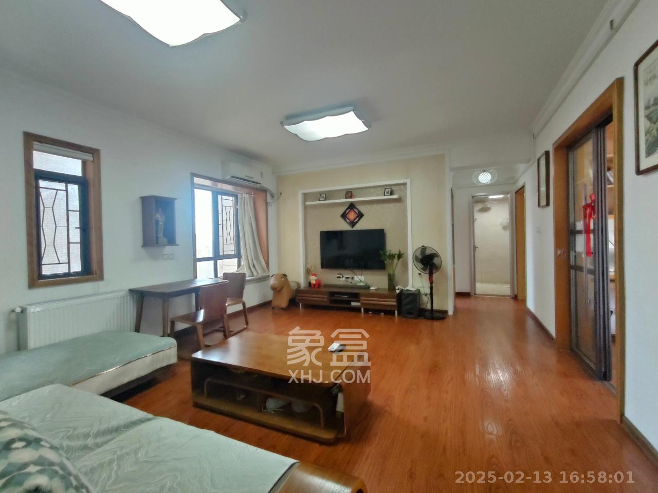 中国铁建国际城一期  3室2厅1卫   1800.00元/月
