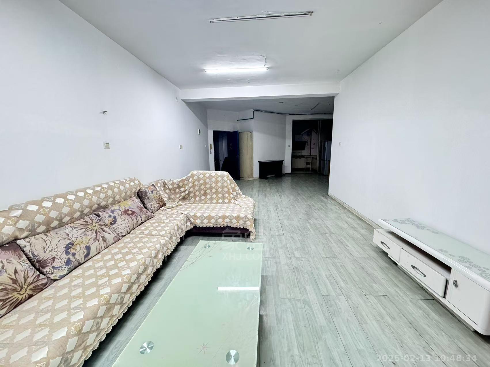 华茂商厦 3室2厅2卫 1800.0元/月 华茂商厦 3室2厅2卫 1800.0元/月室内图